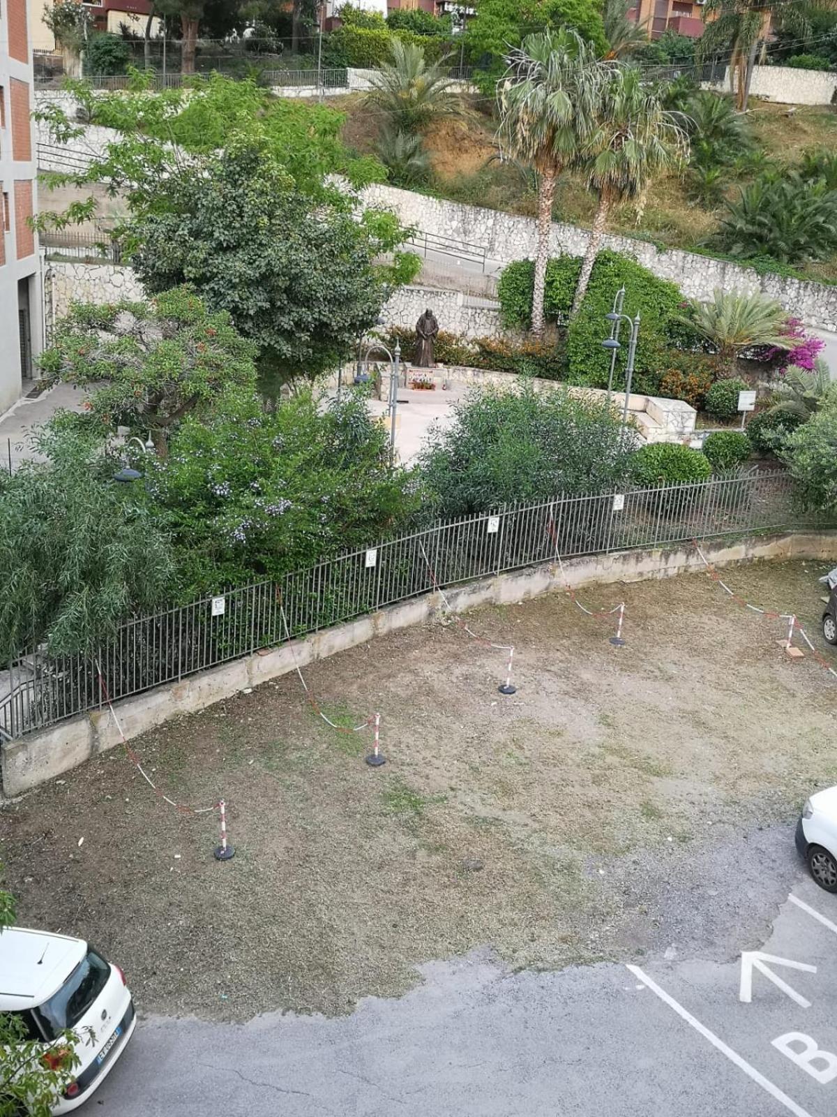 Double Room with Balcony and Sea View photo 3