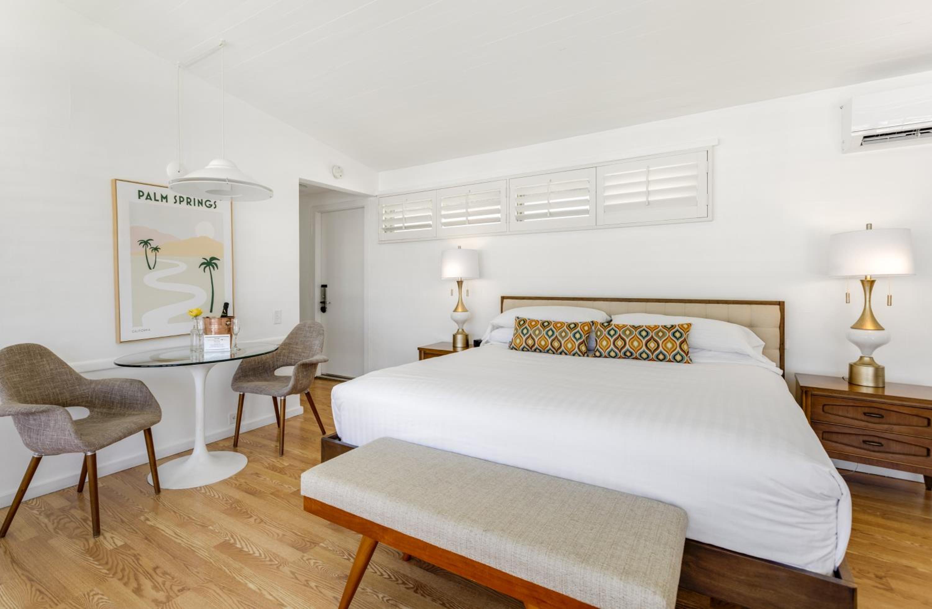 Superior King Room photo 2