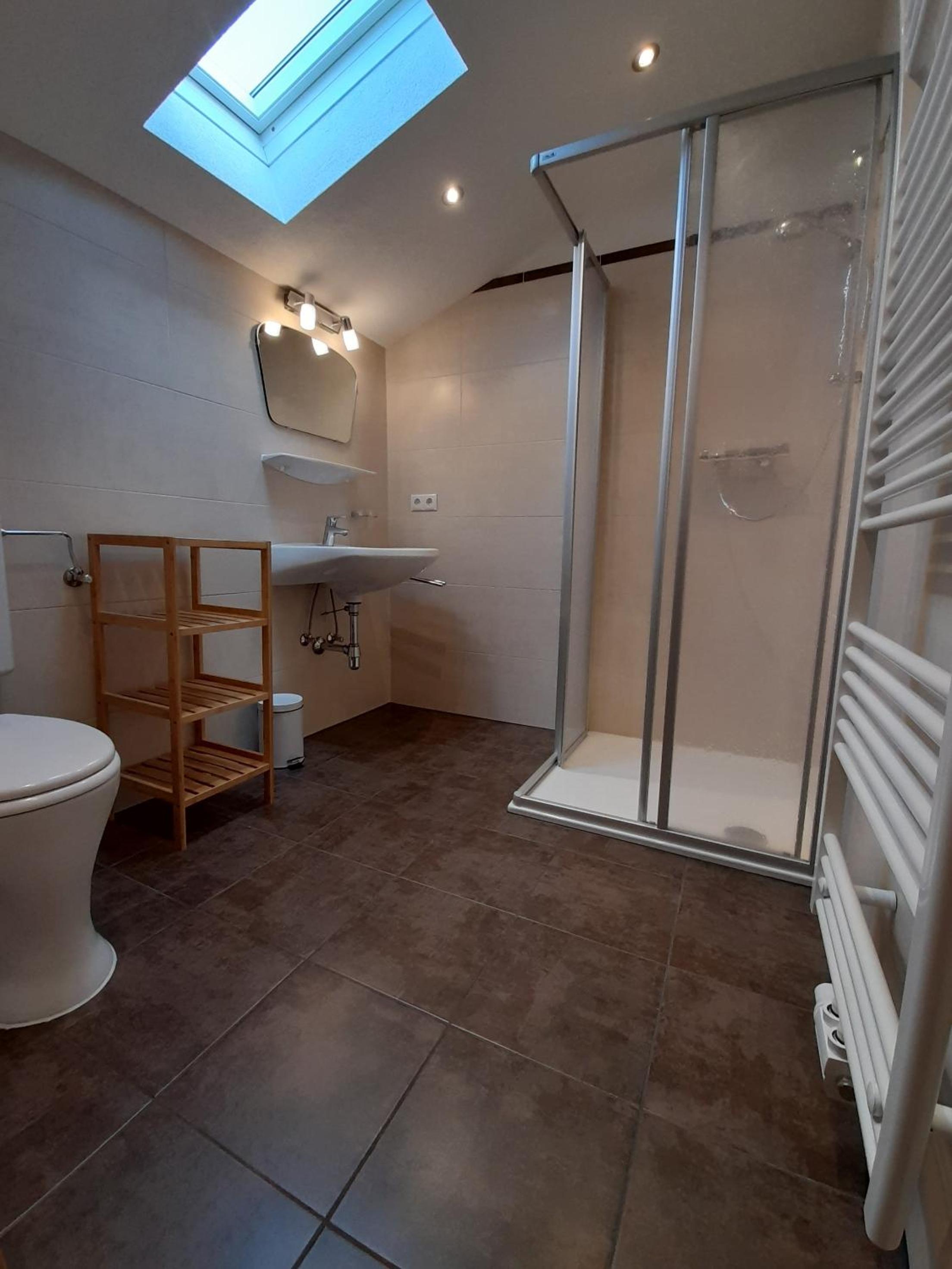 Deluxe Double Room with Extra Bed photo 3