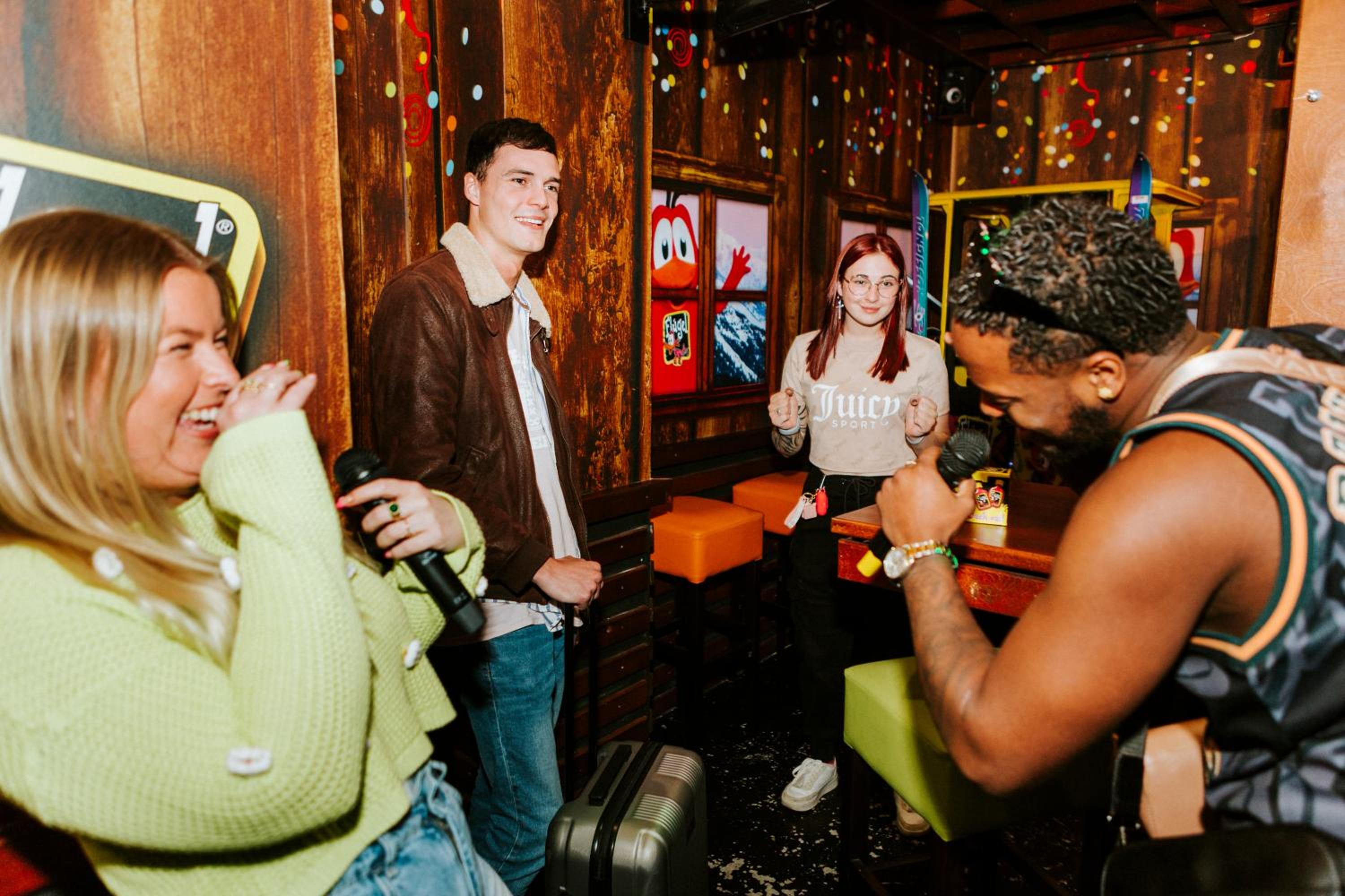Party Room thumbnail 5