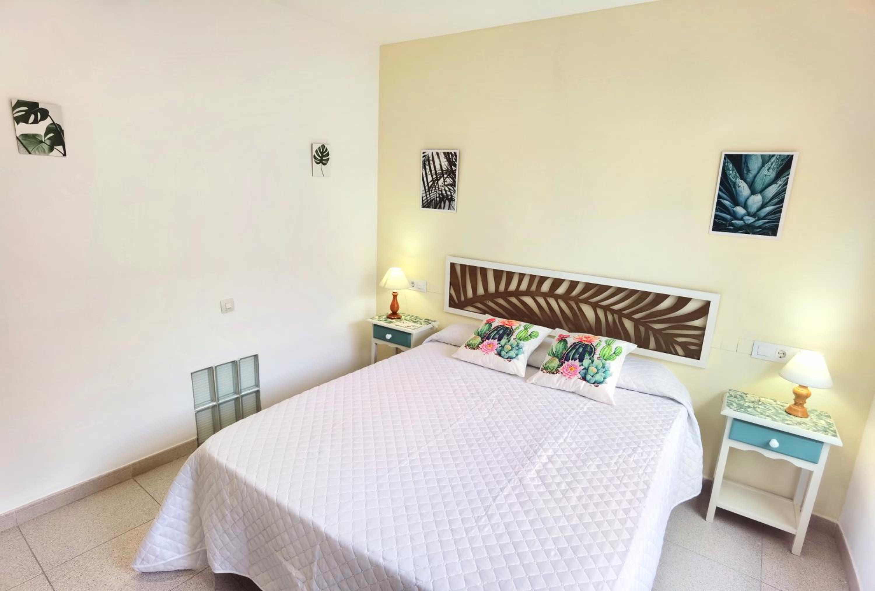 Standard Double Room - Photo 3