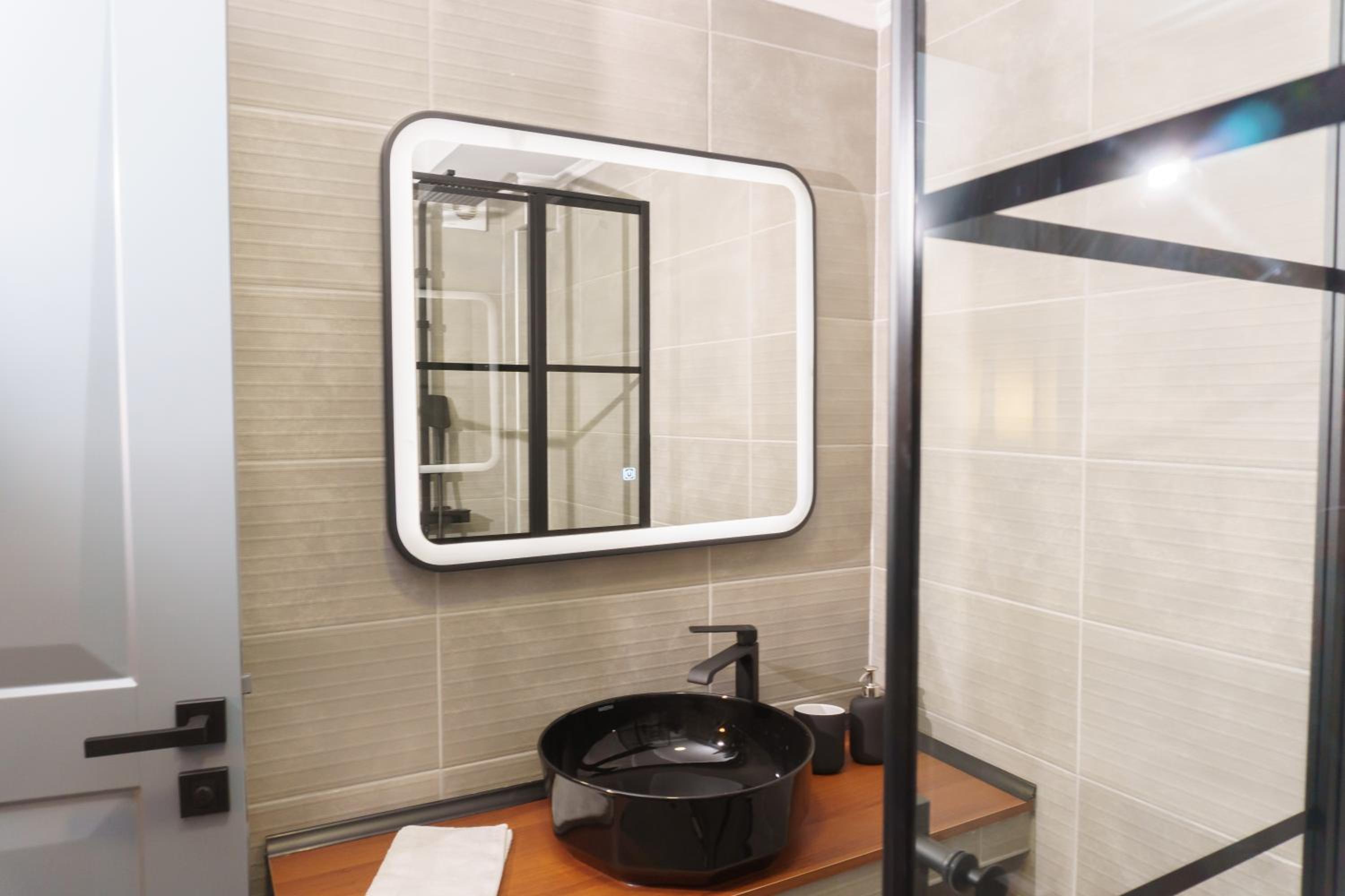 Deluxe Suite photo 2