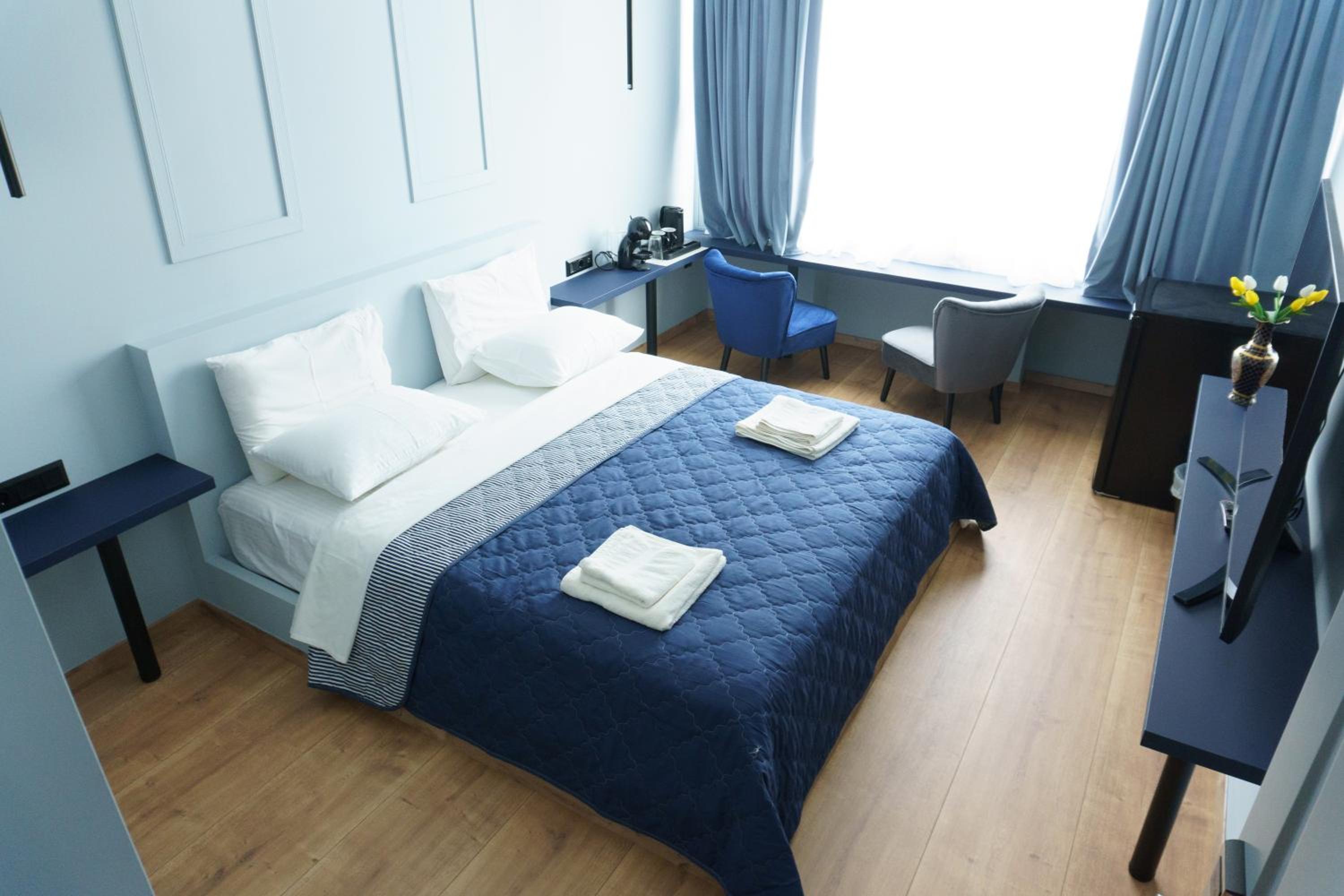 Deluxe Suite photo 2