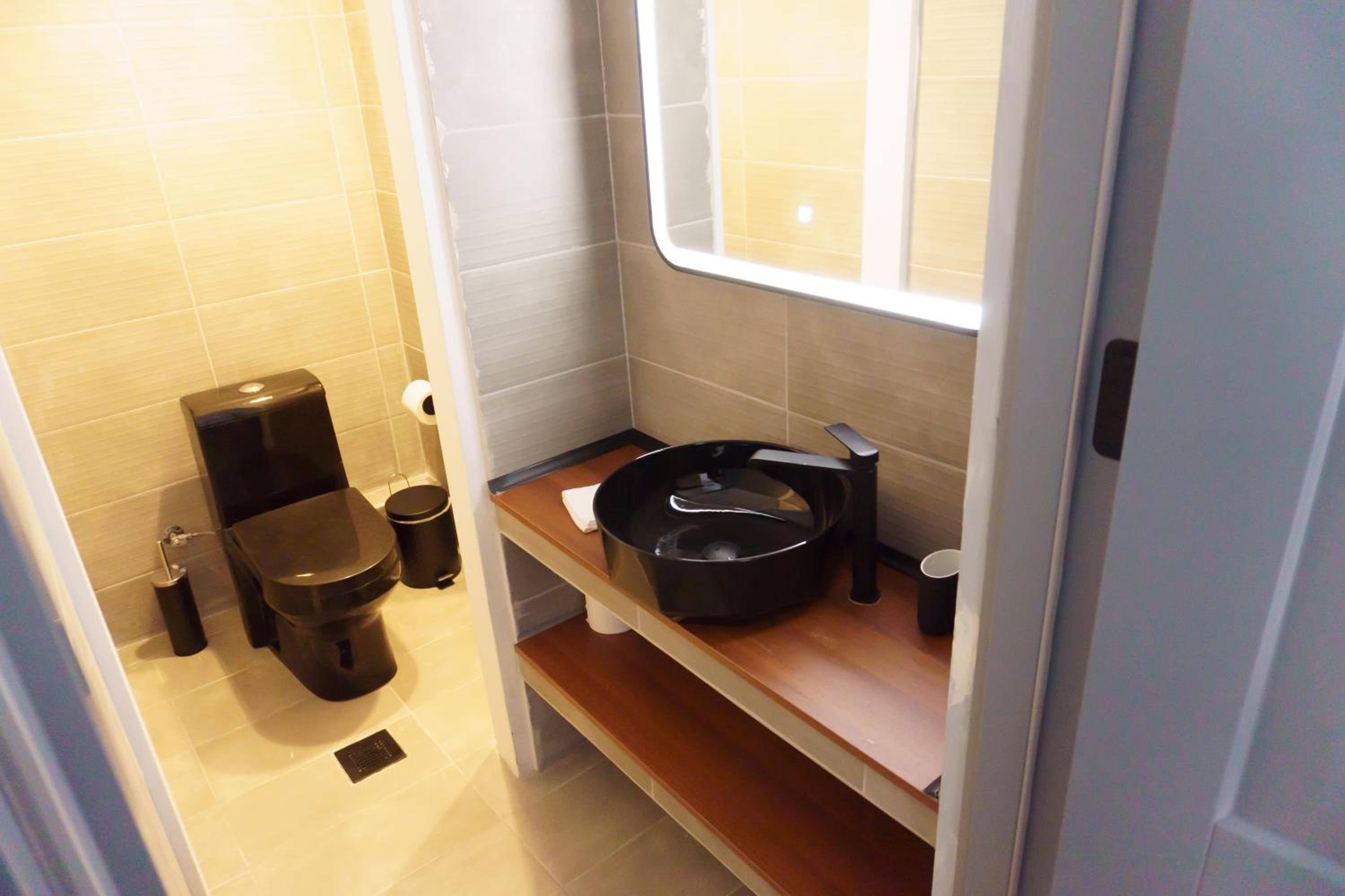 Deluxe Suite photo 2
