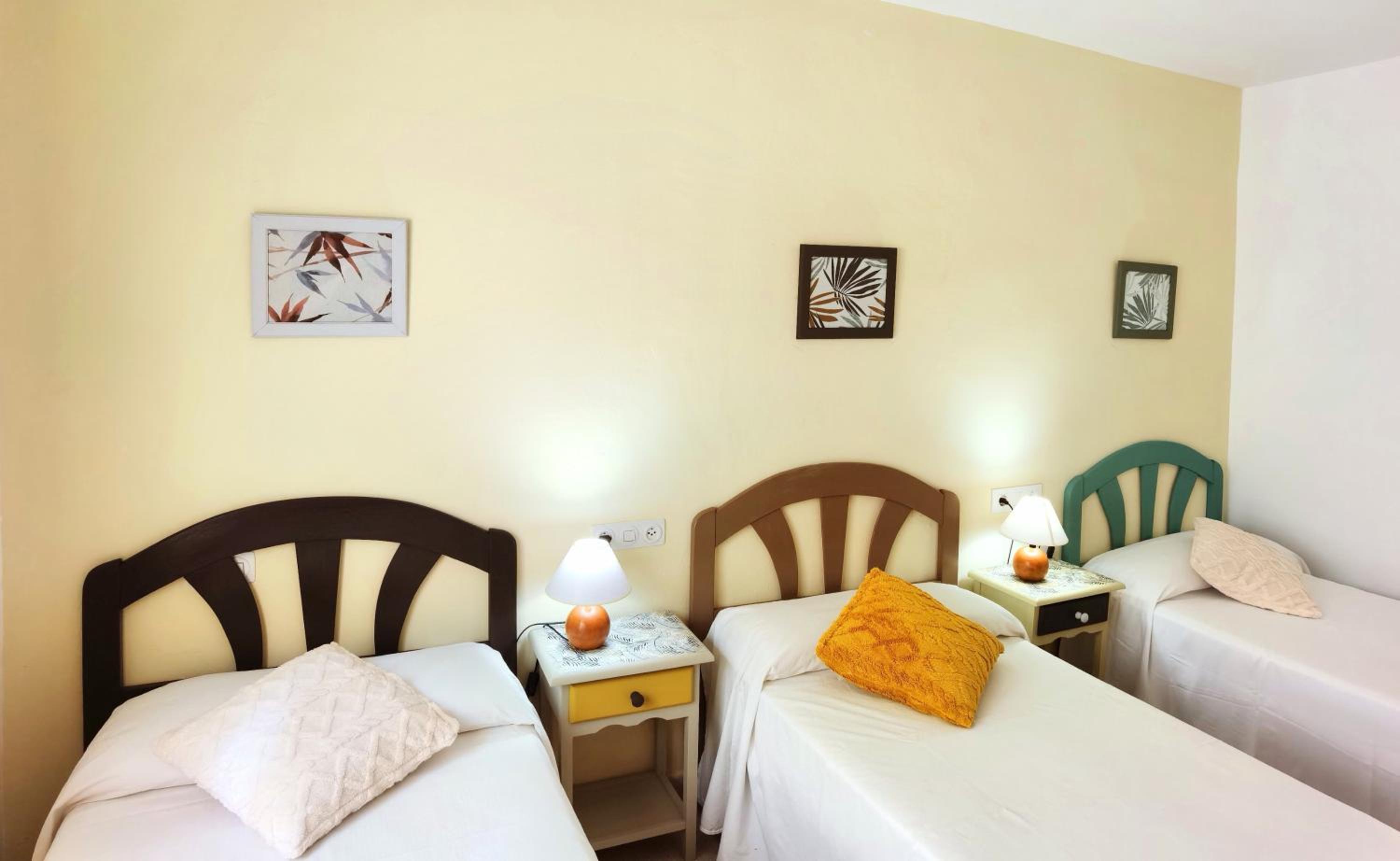 Triple Room - Photo 1