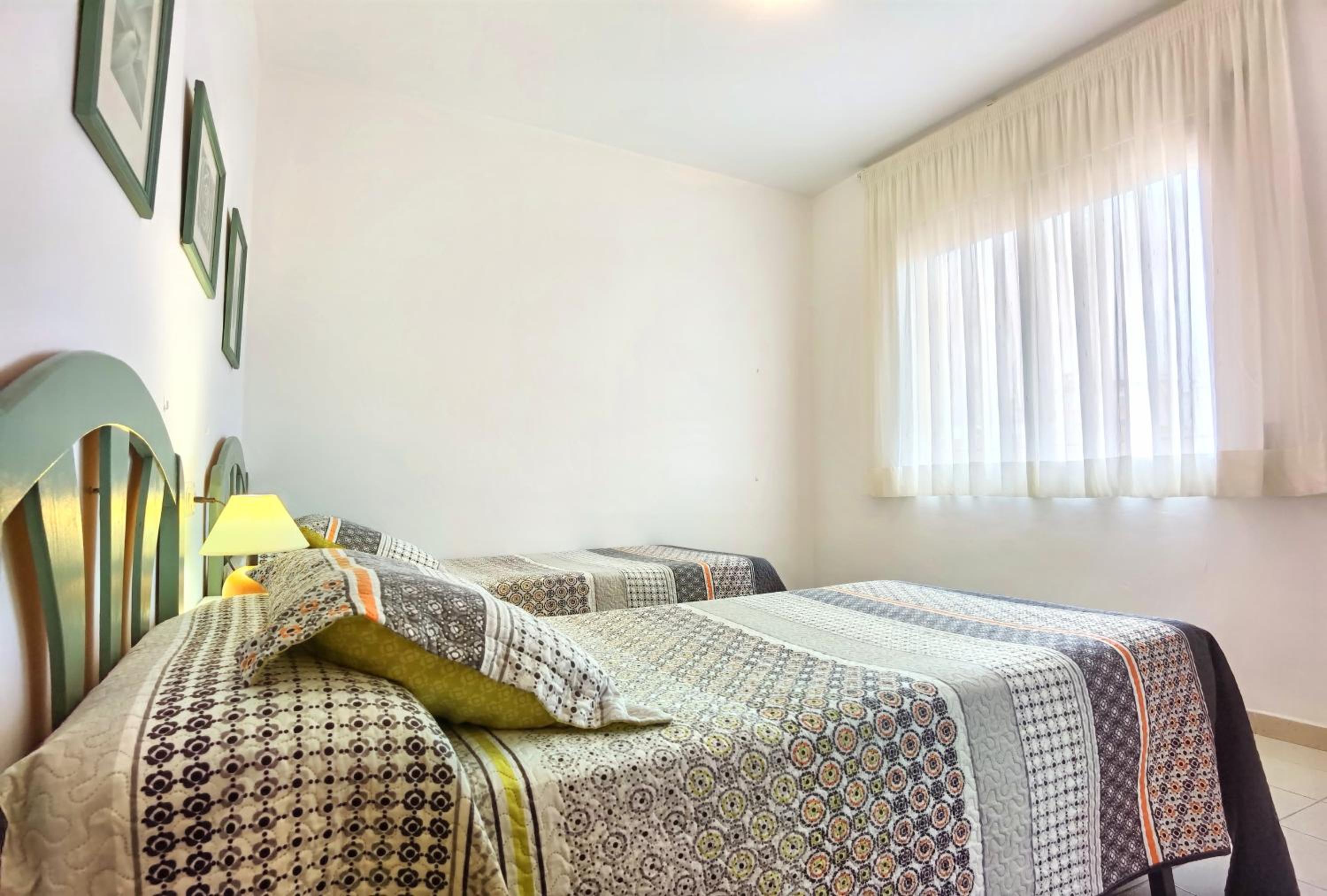 Twin Room - Photo 6