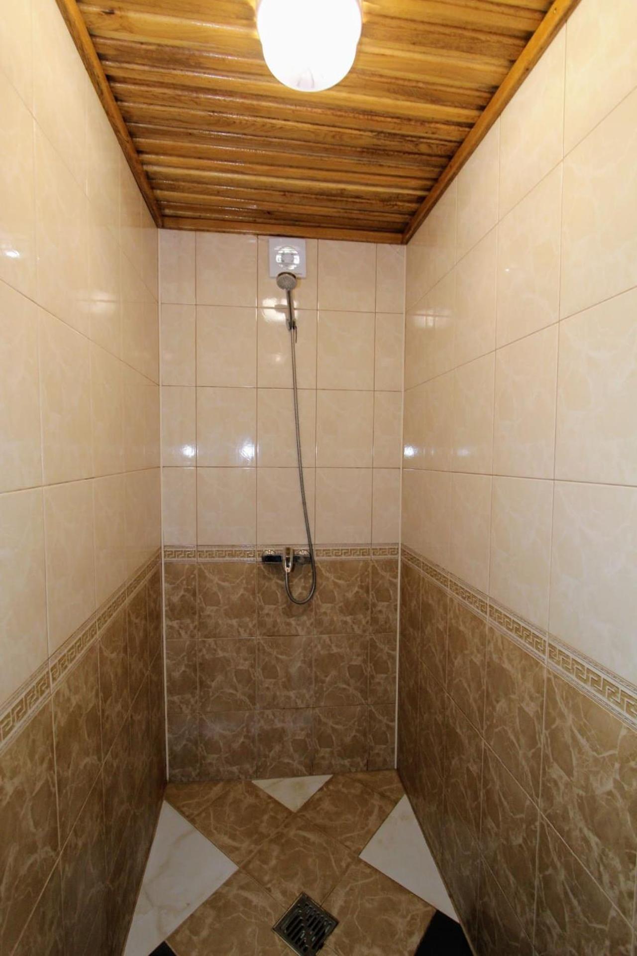 Budget Double Room photo 3