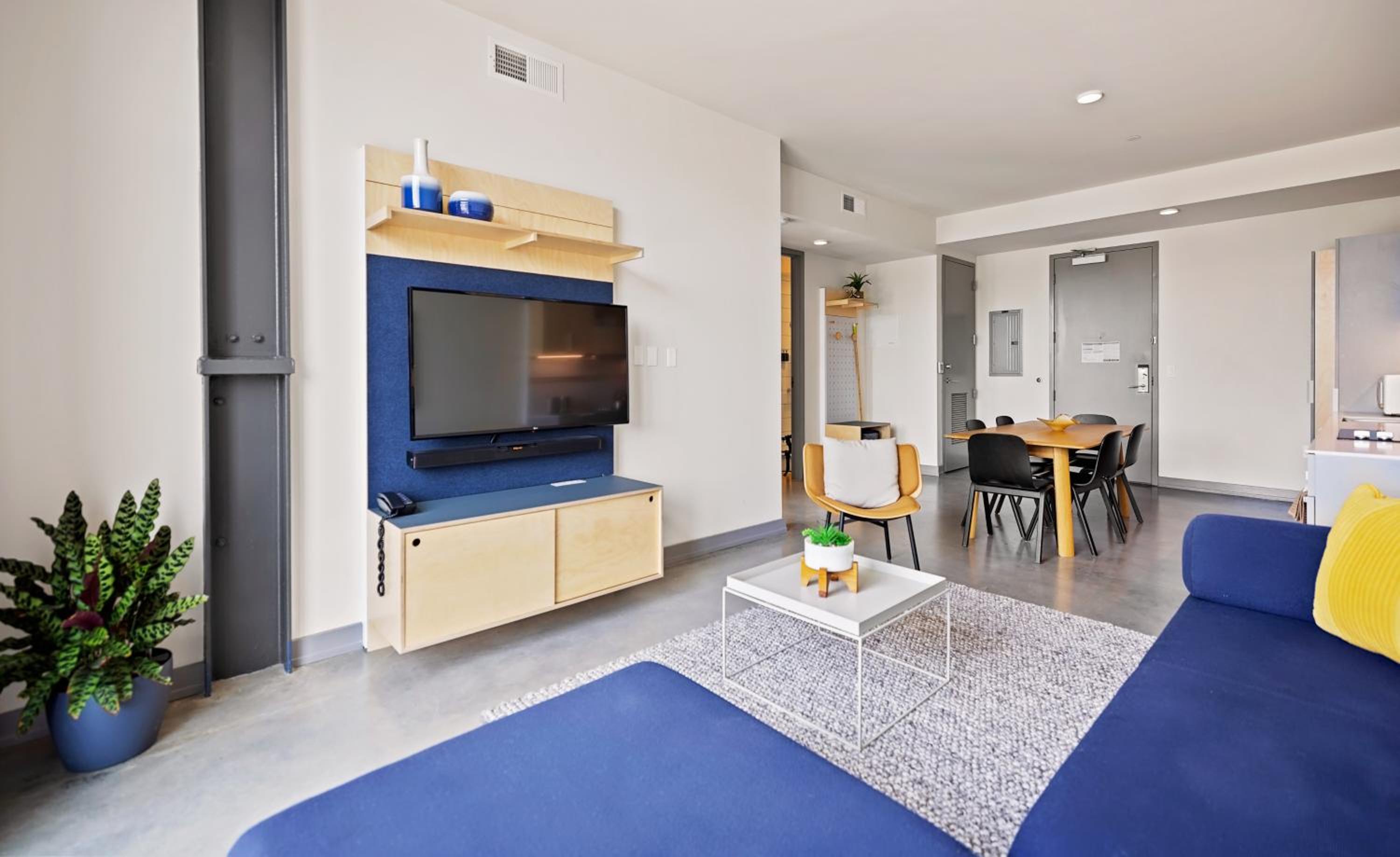One Bedroom Apartment - Photo 10