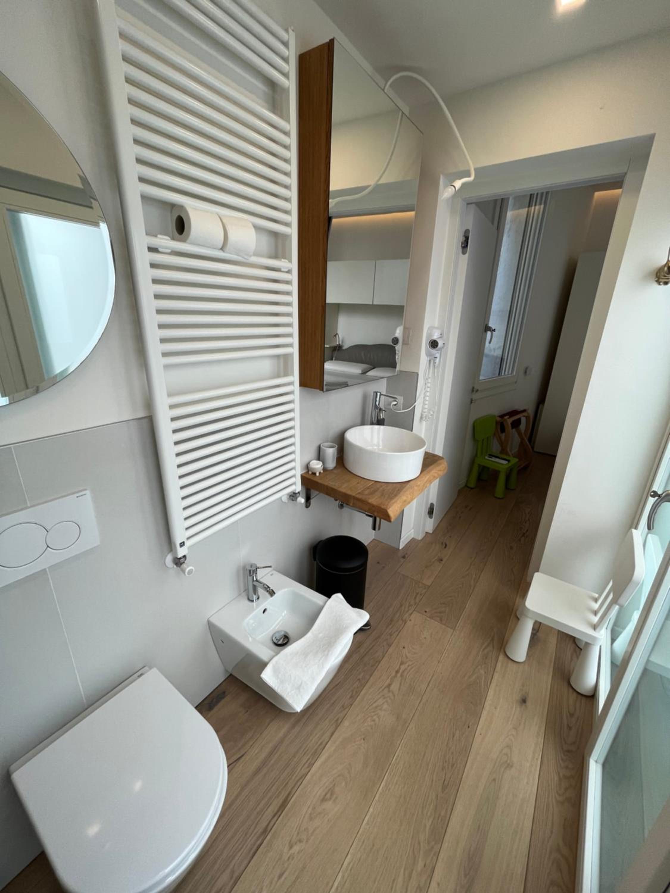 Triple Room with Private Bathroom - Photo 3