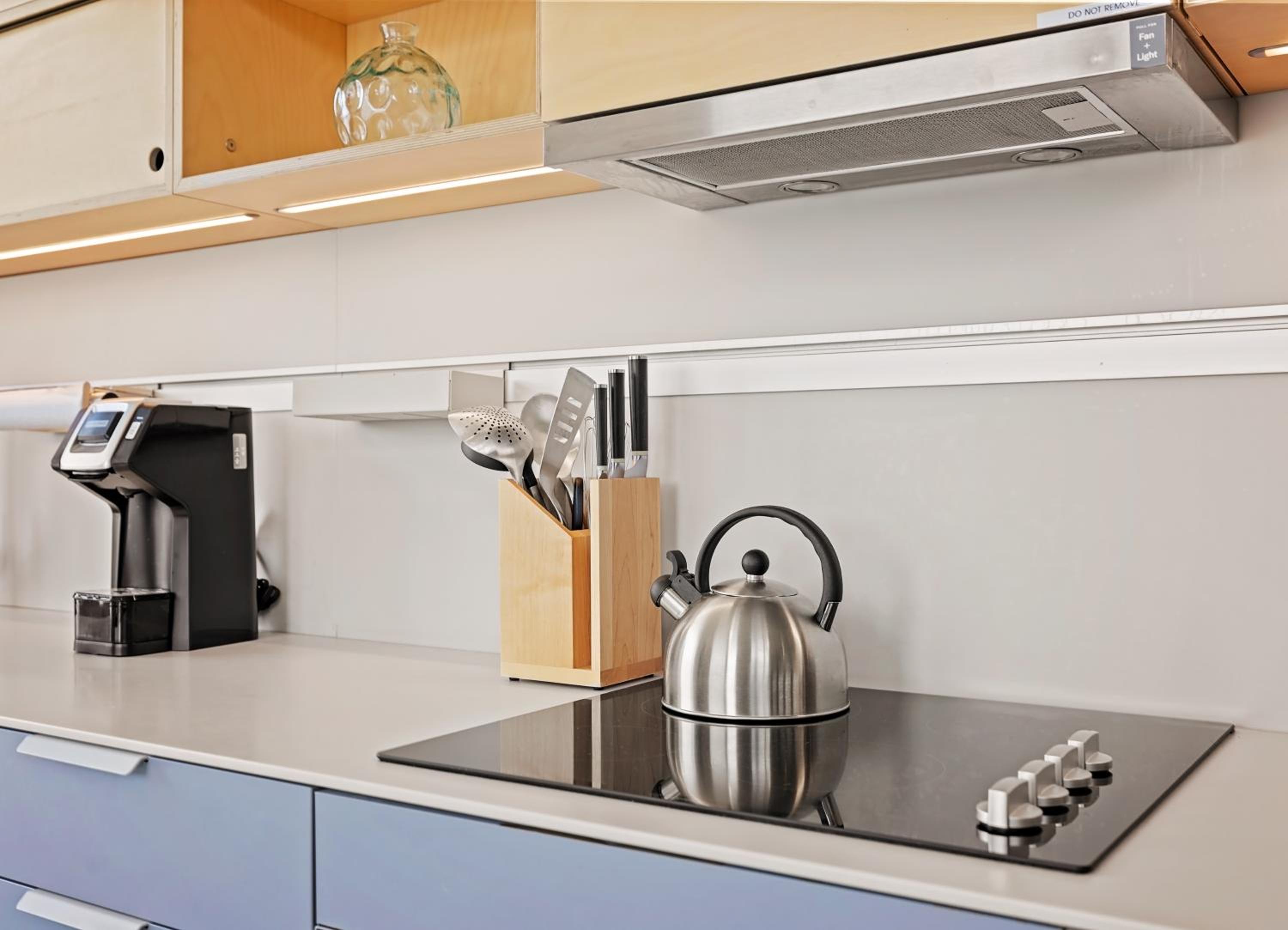 Premium Two Bedroom Apartment - Photo 7