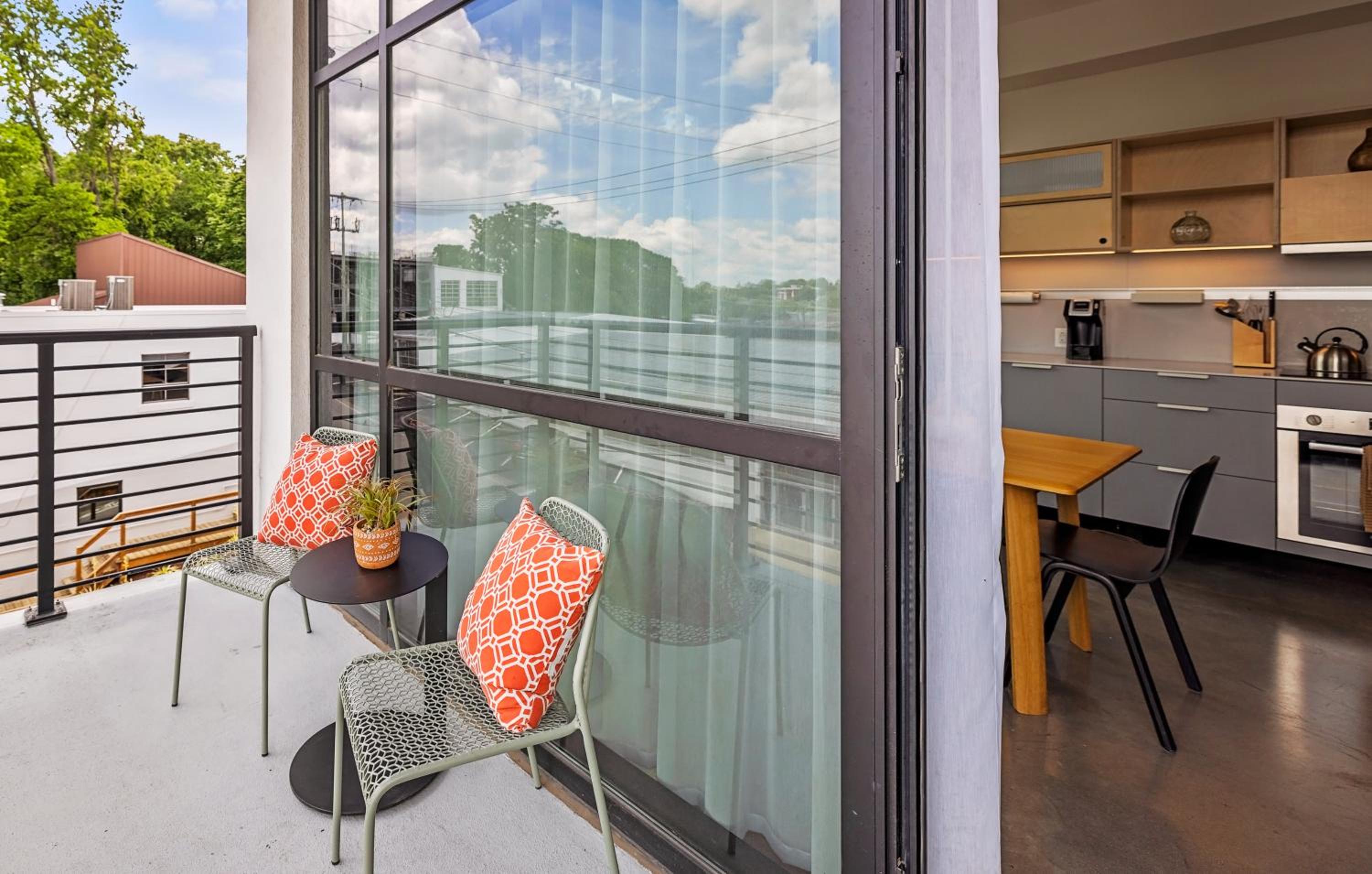 Premium Two Bedroom Apartment - Photo 9