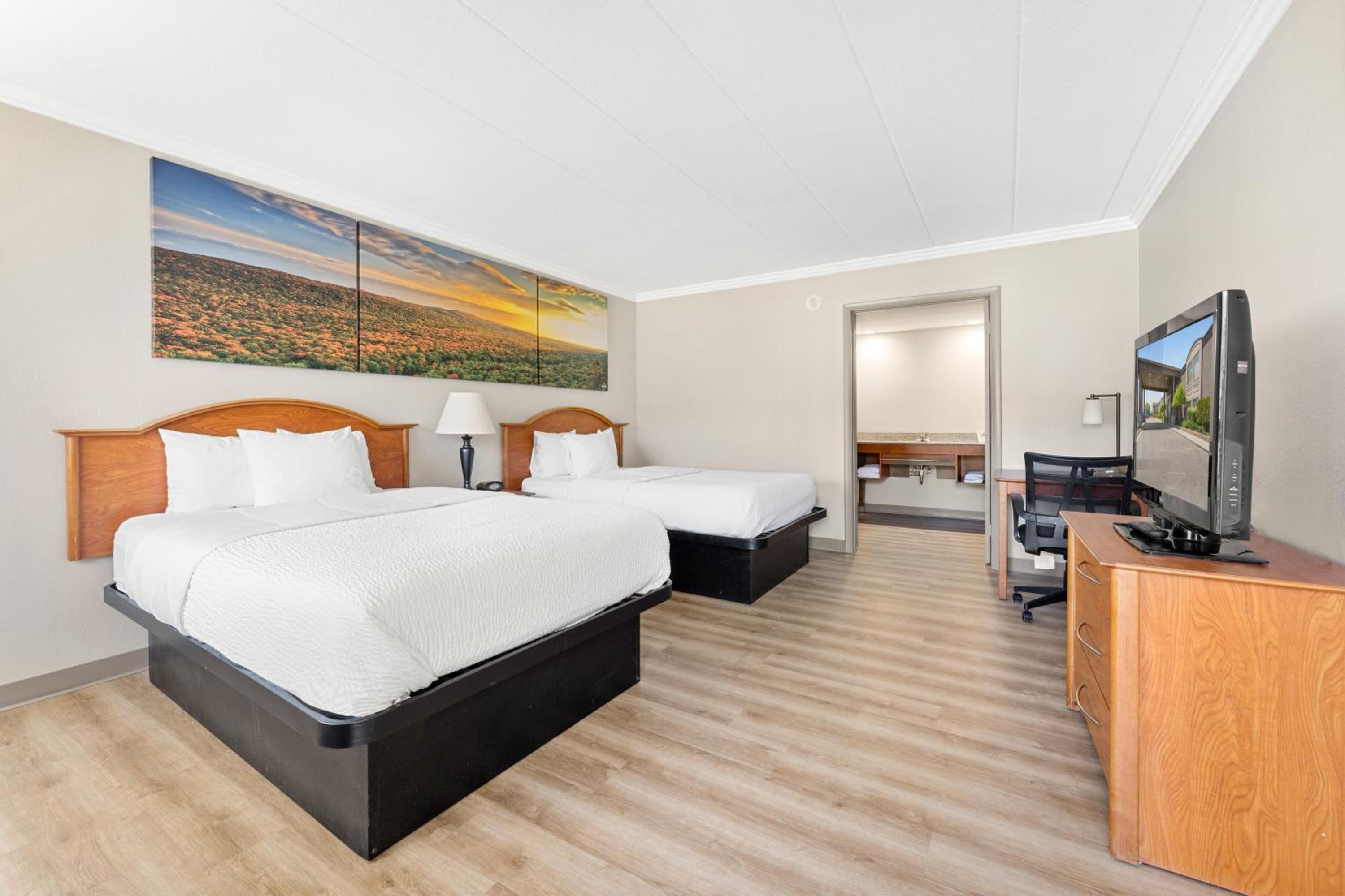 Double Room with Two Double Beds - Non-Smoking