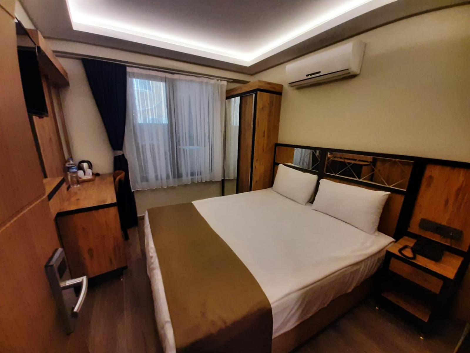 Standard Double Room photo 2
