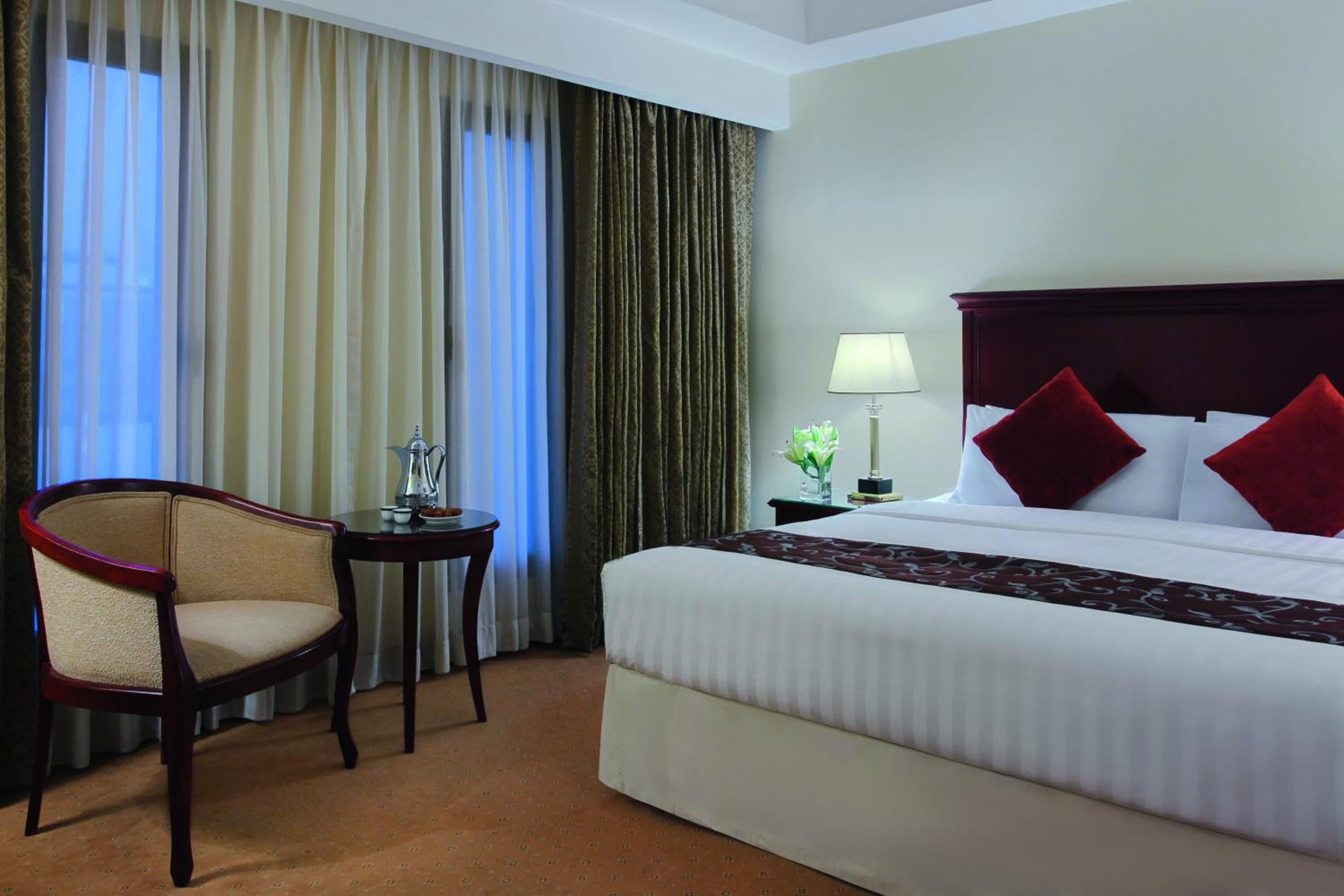 Deluxe Room - Photo 1