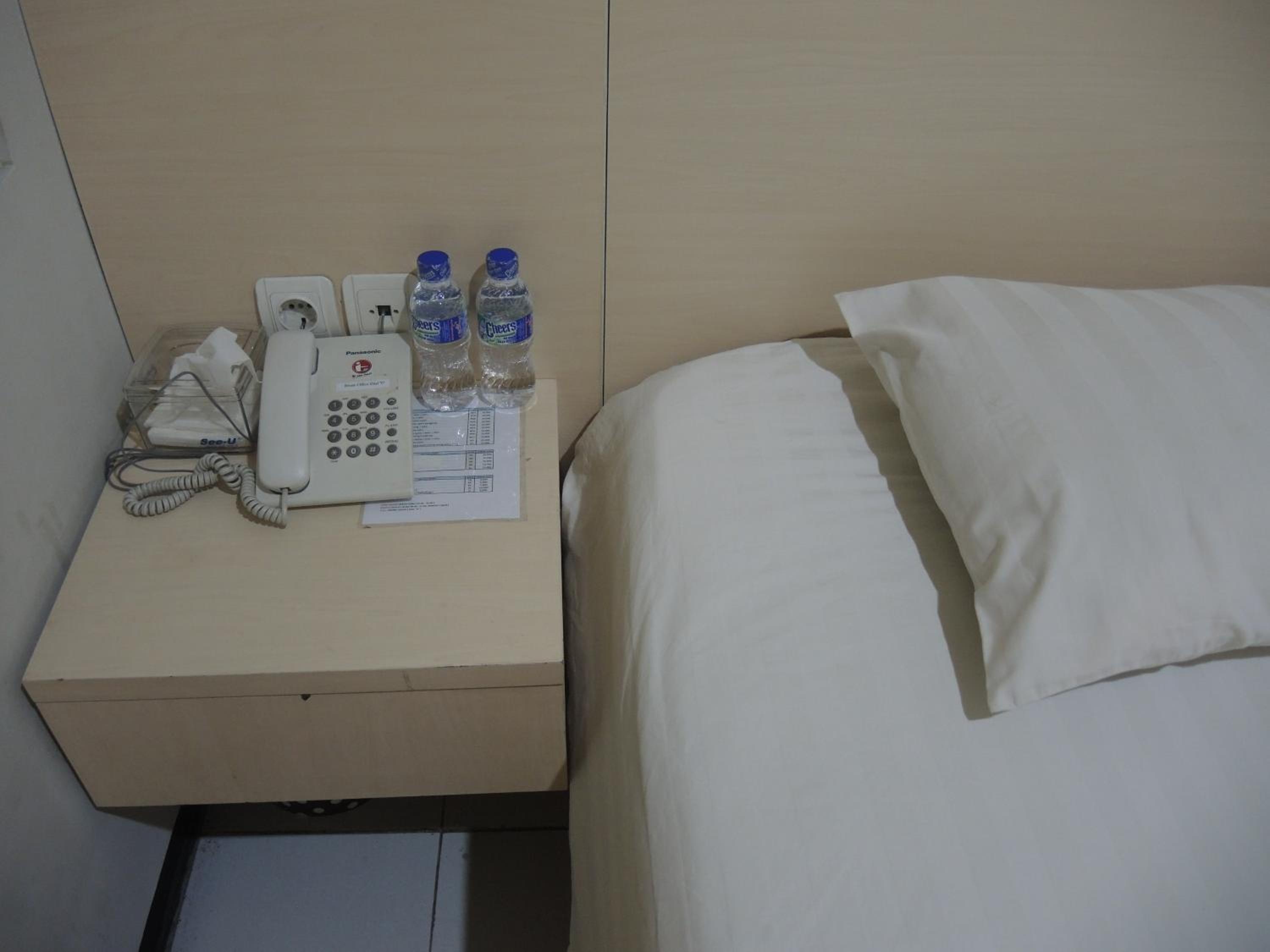 Standard Double or Twin Room - Photo 7
