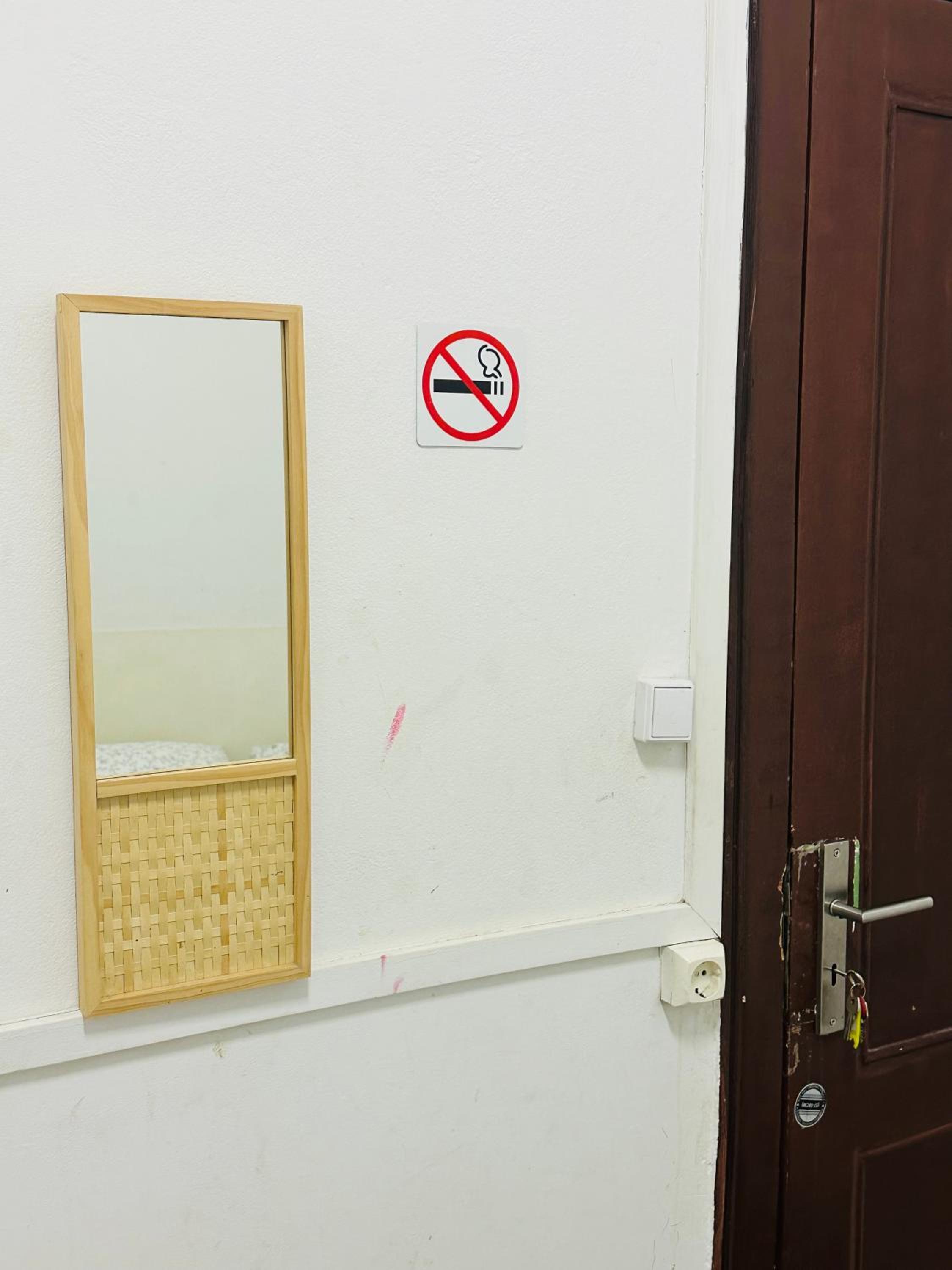 Budget Double Room - Photo 3