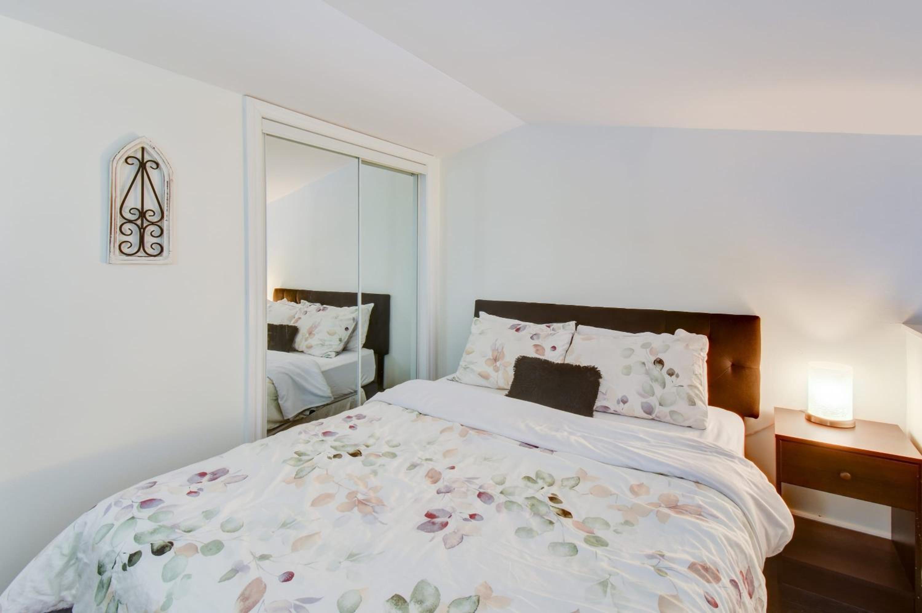 Apartment - Photo 24