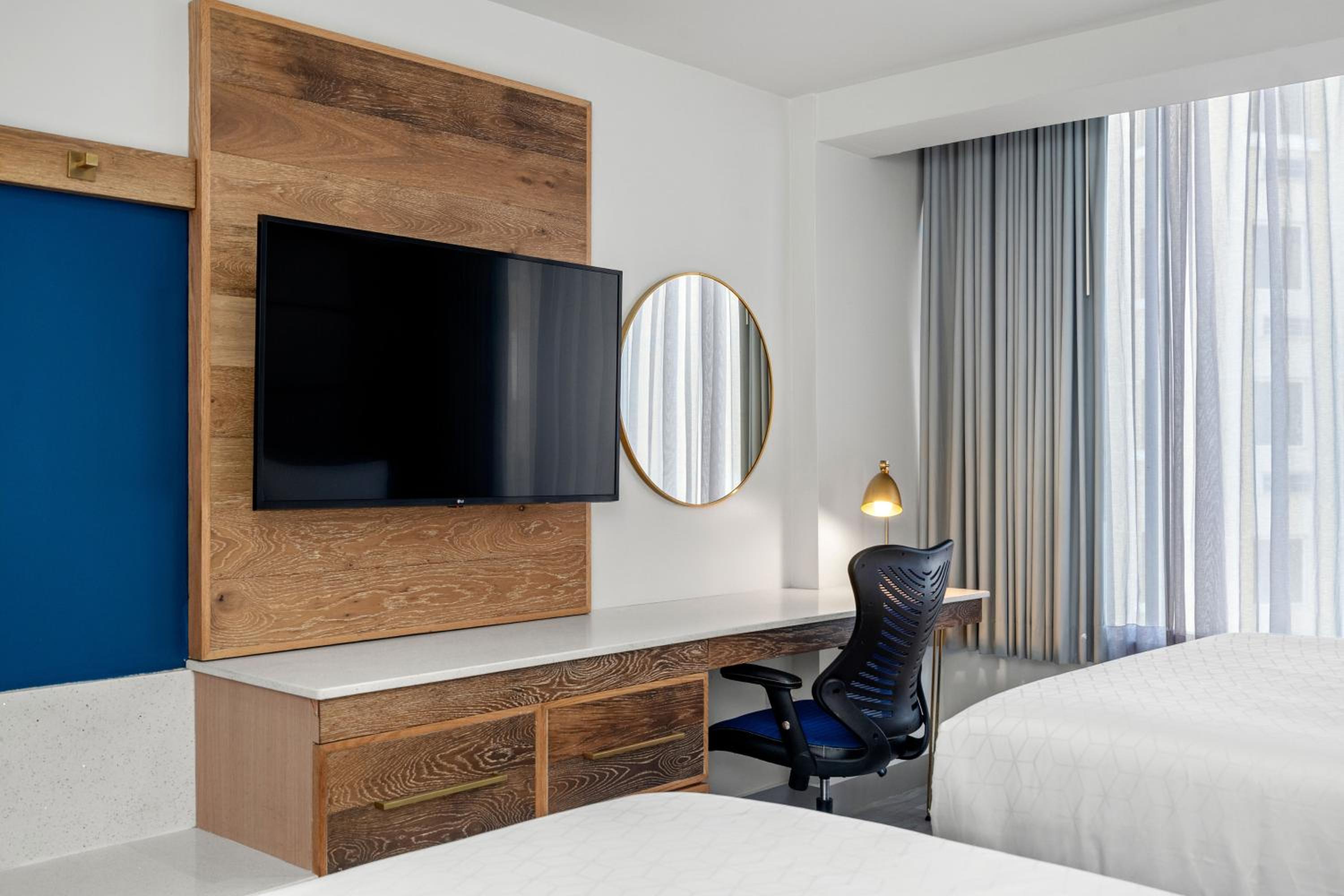 Standard Room with Two Queen Beds