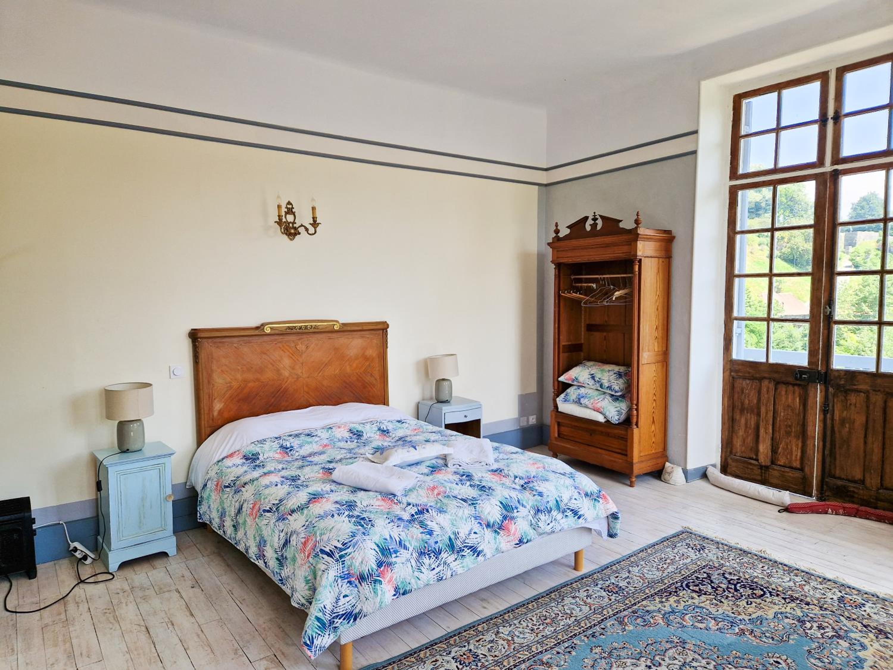 Deluxe Double Room with Balcony photo 1