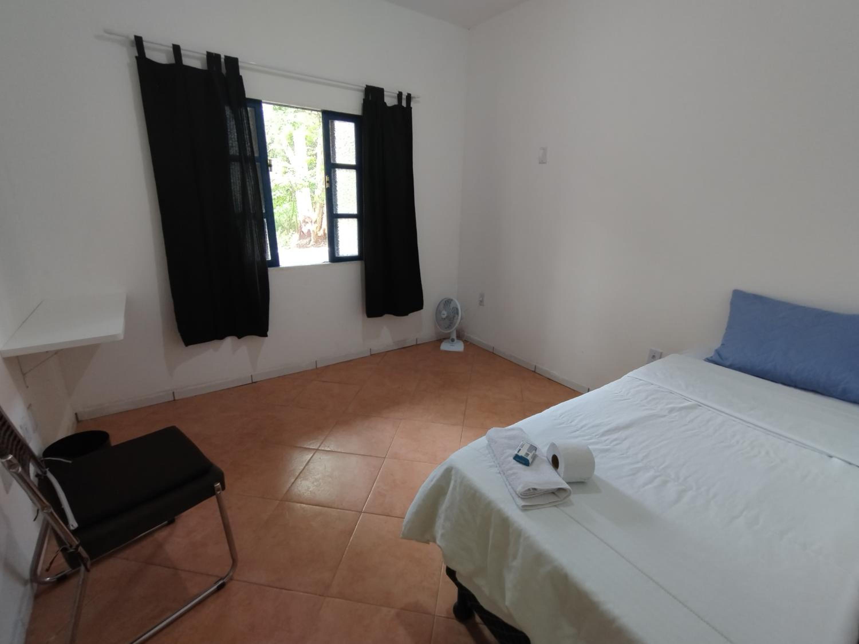 Single Room With Shared Bathroom photo 1