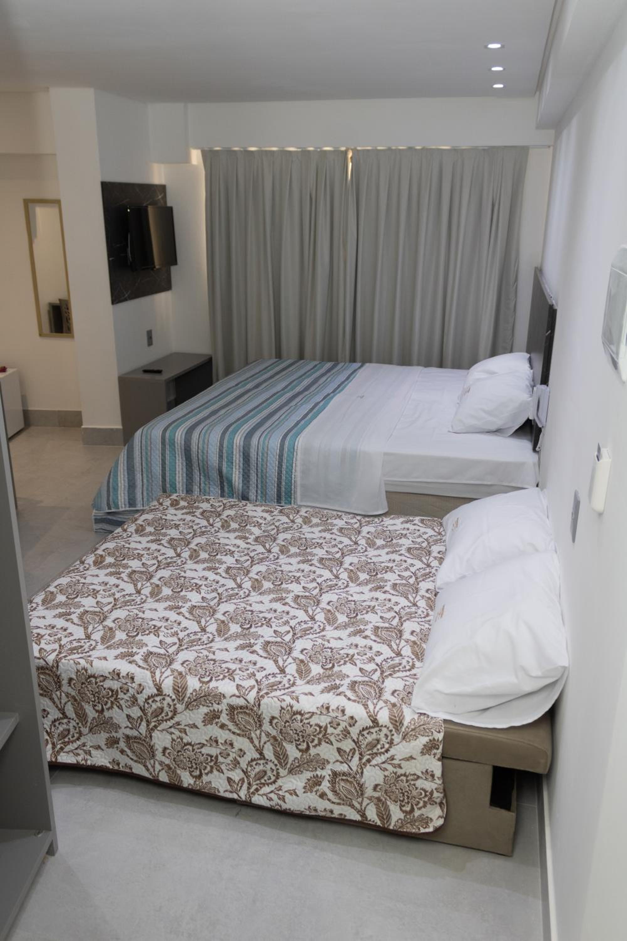 King Studio with Sofa Bed