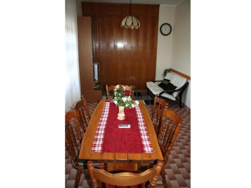 Three-Bedroom Apartment - Ground Floor photo 2