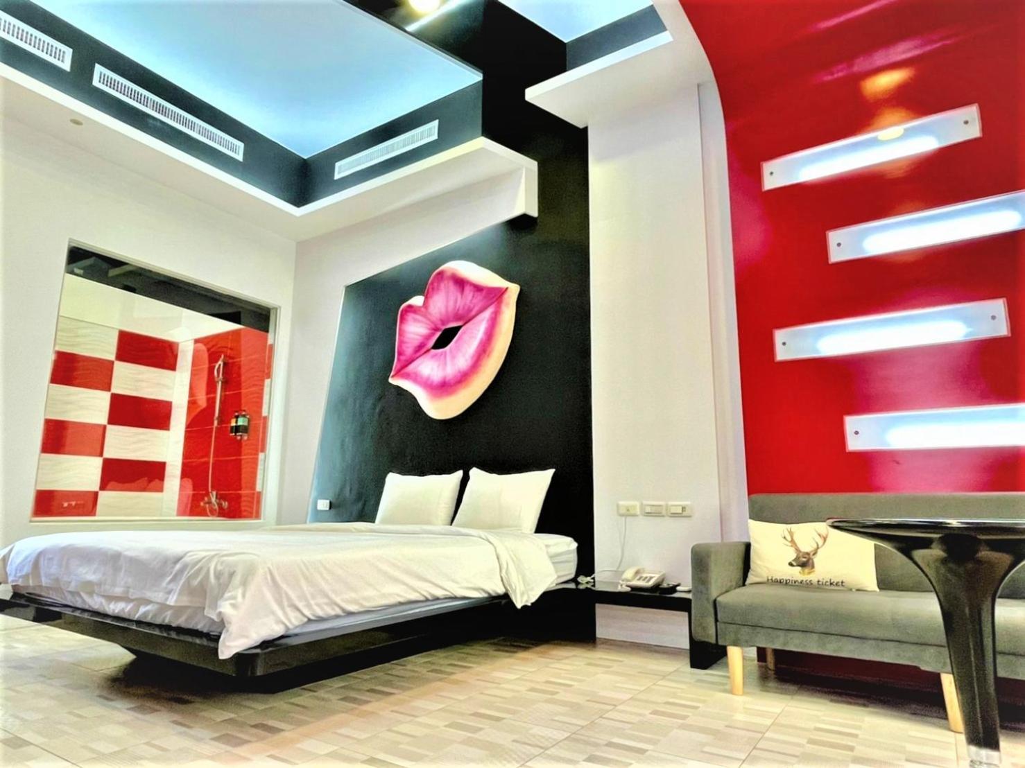 Superior King Room - Photo 1