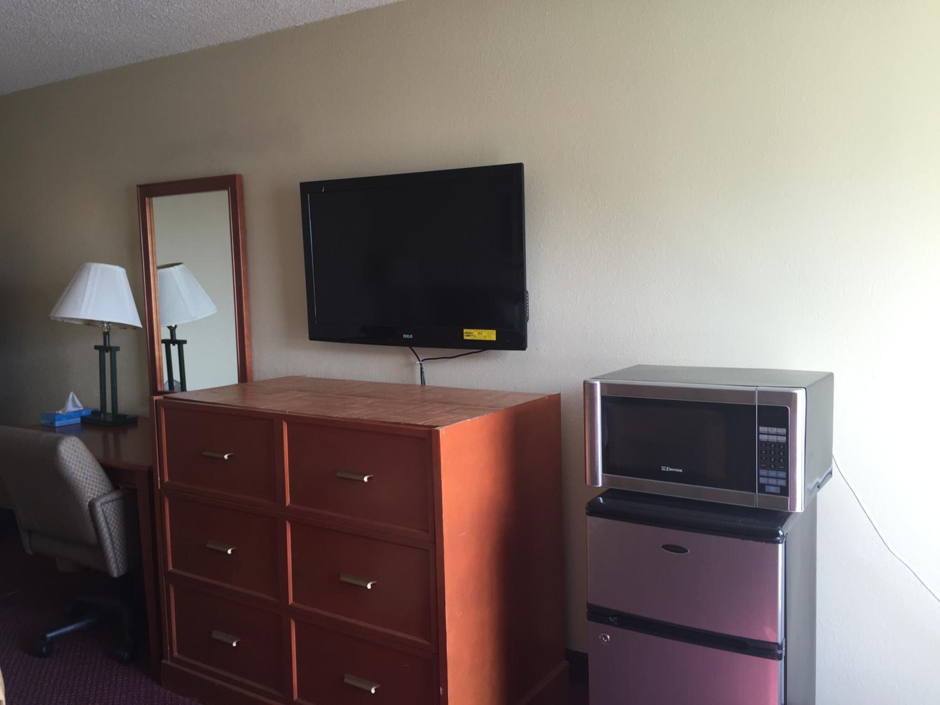 Double Room with Two Double Beds - Non-Smoking - Photo 4