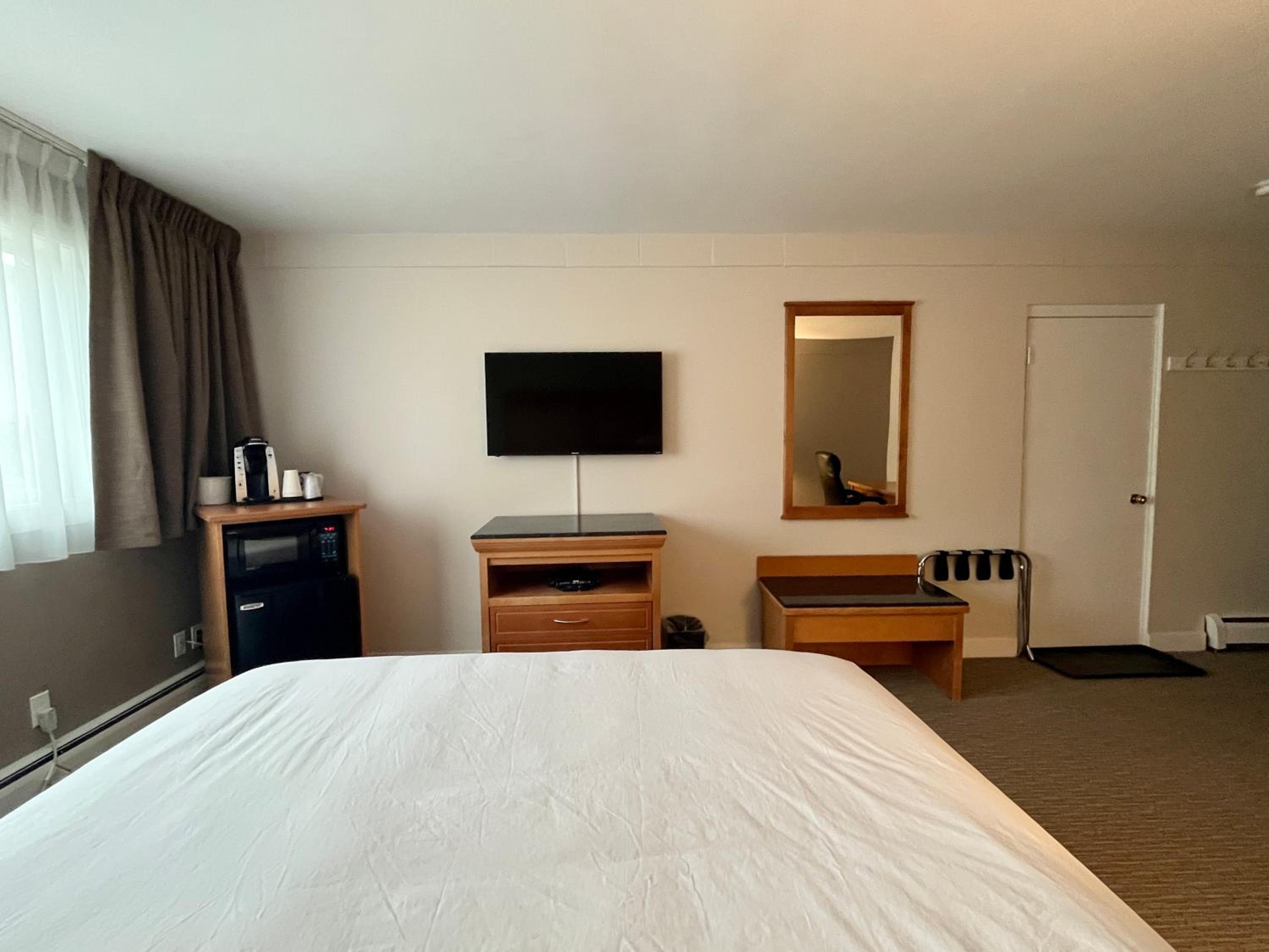 King Suite - Photo 4