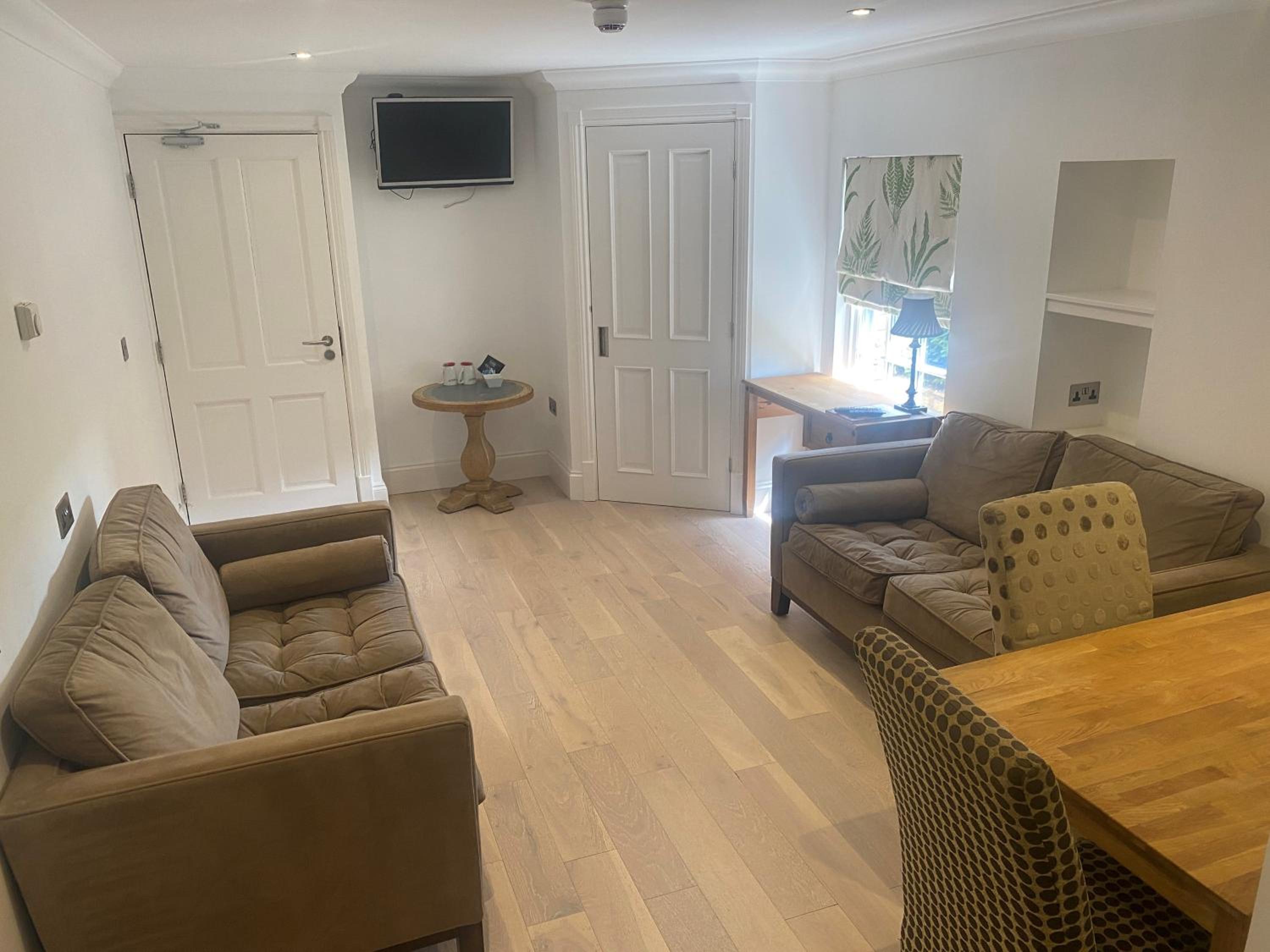 Two-Bedroom Suite