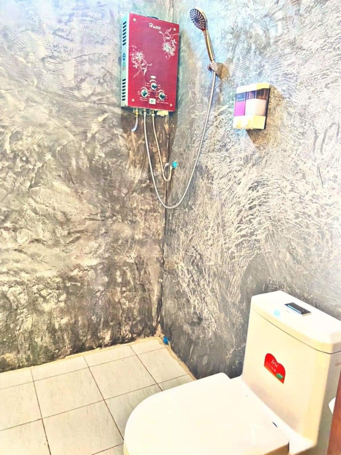 Large Double or Twin Room - Photo 3