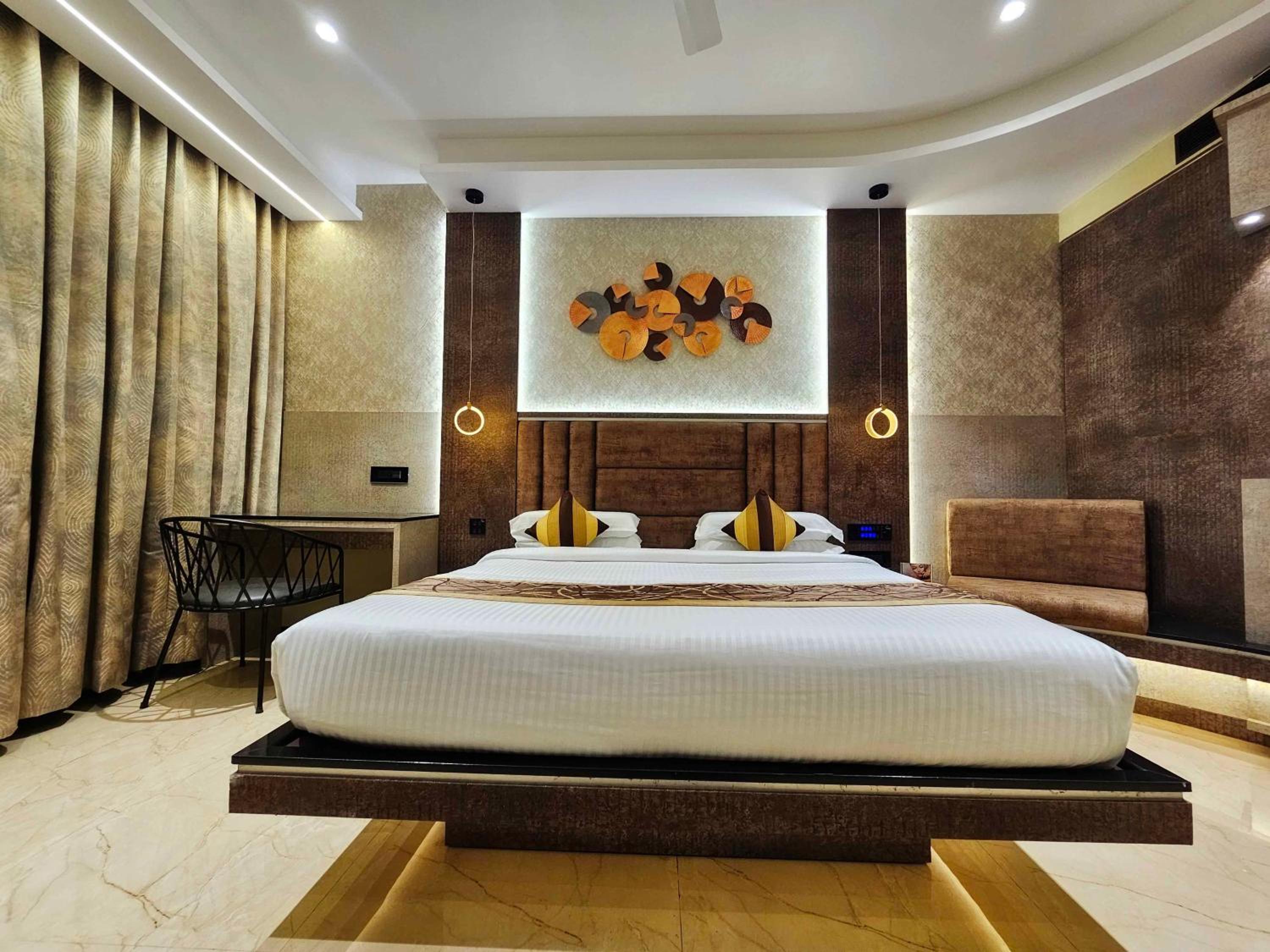 Superior King Room