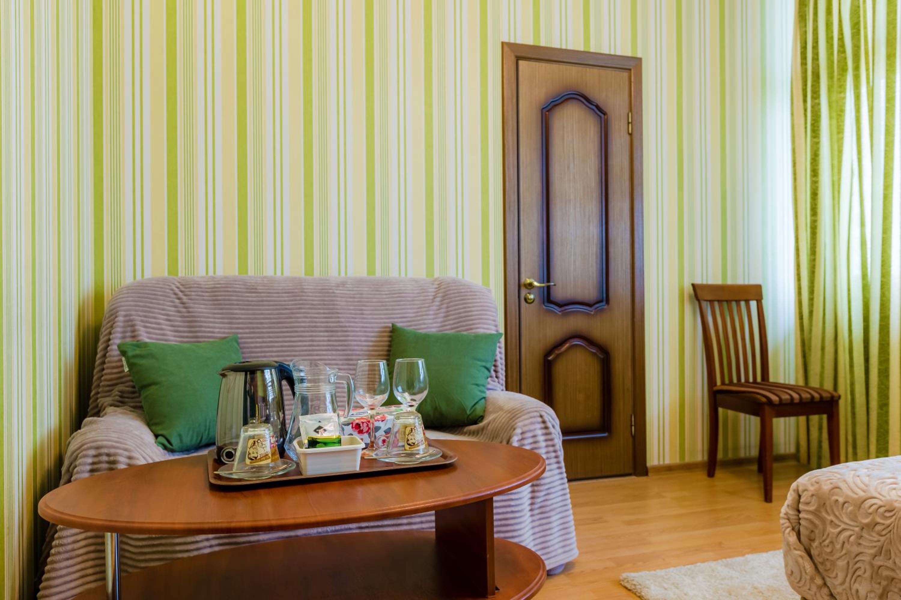 Double or Twin Room with Shared Bathroom photo 3