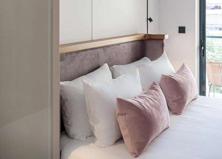 Petite Double Room - Photo 3
