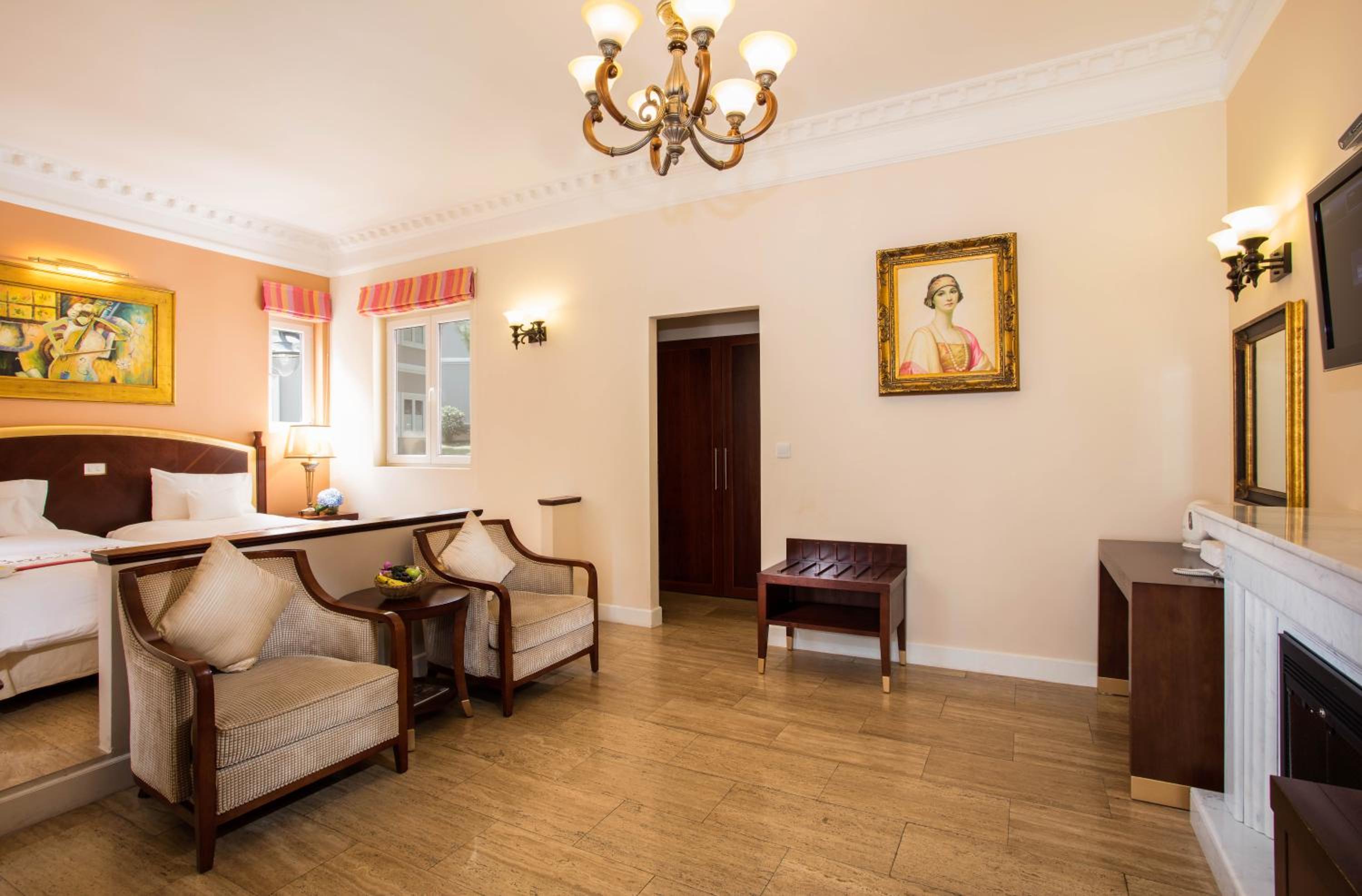 Luxury Double or Twin Room with Garden View - Photo 8