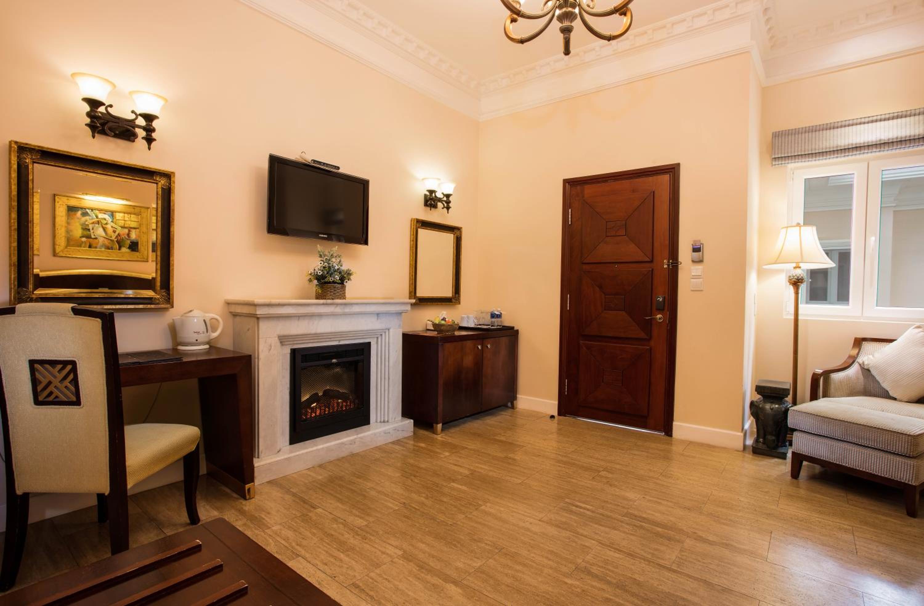 Deluxe Double/Twin with Garden and Pine Hill View Villa - Photo 6