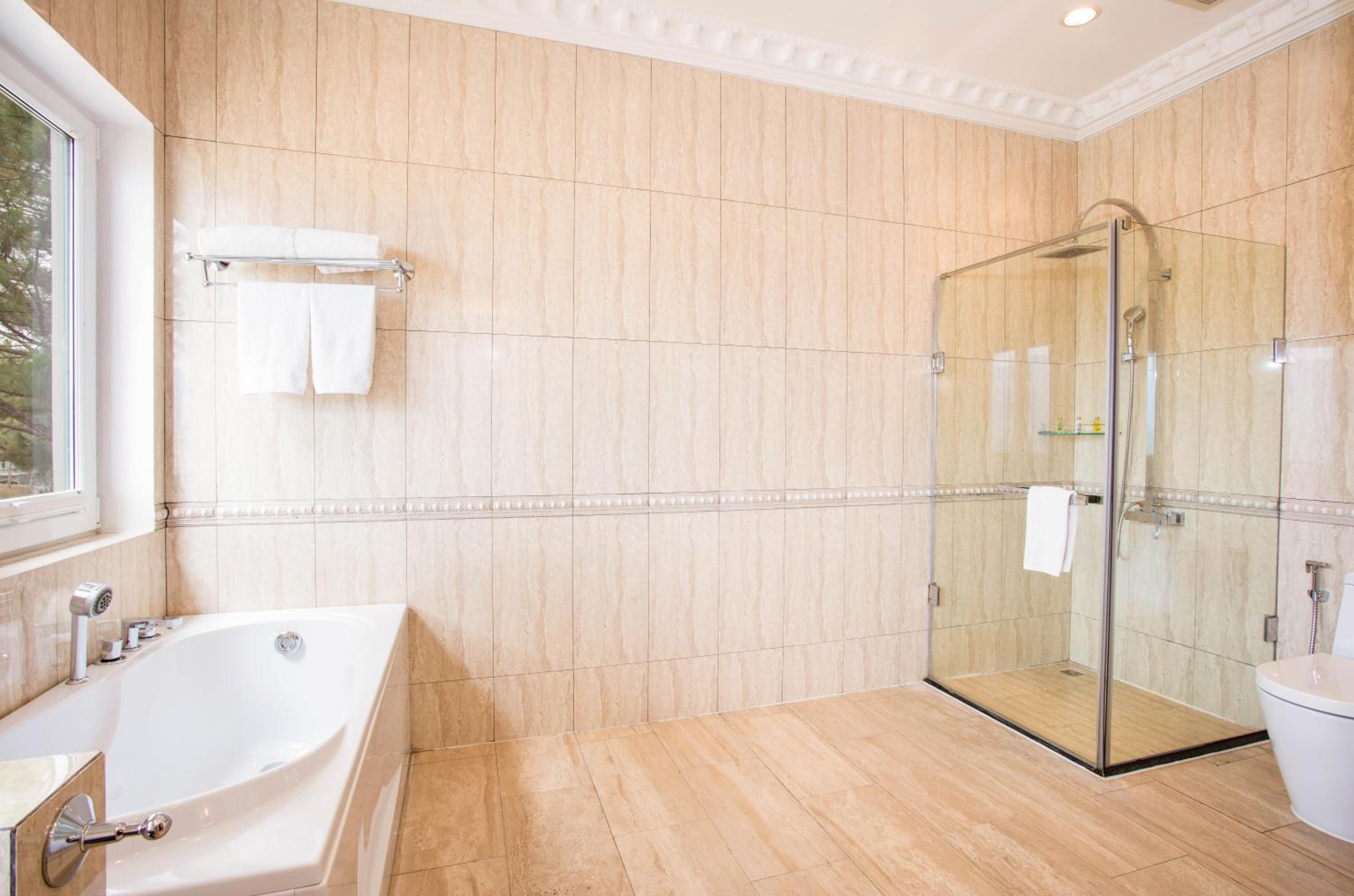 Deluxe Double/Twin with Garden and Pine Hill View Villa - Photo 9