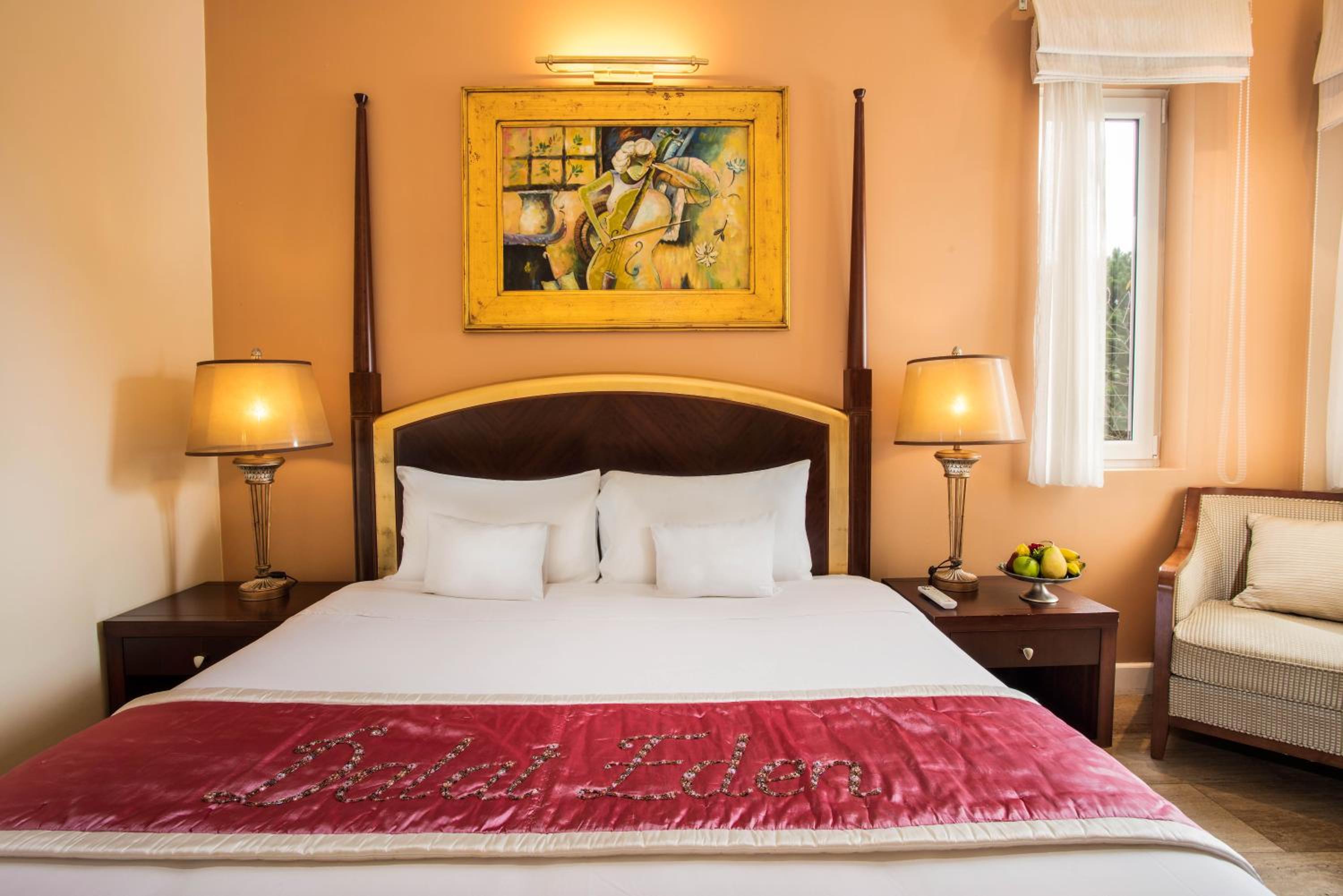 Junior Suite with Garden View - Photo 1