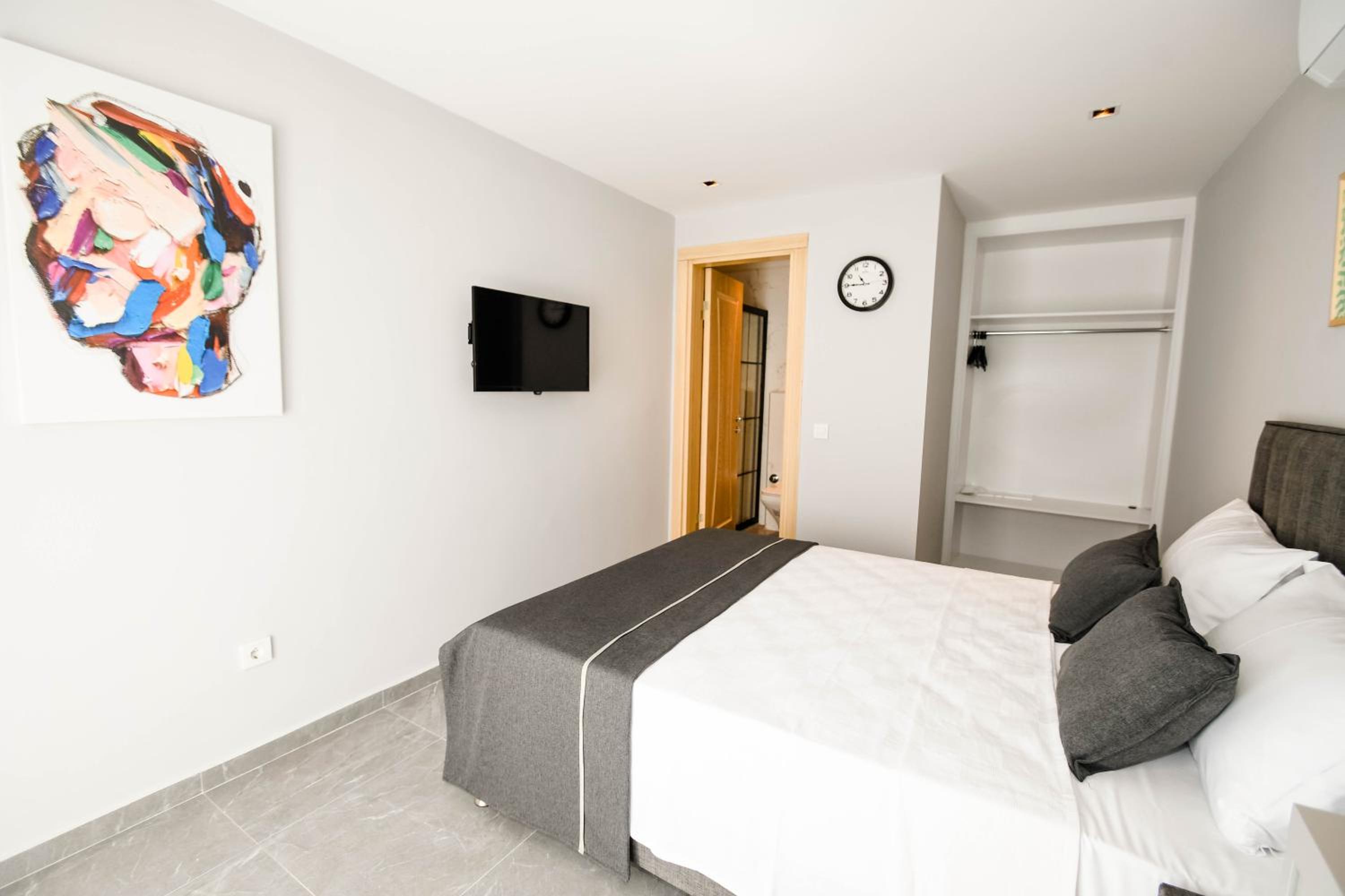 Double Room with Terrace - Photo 4