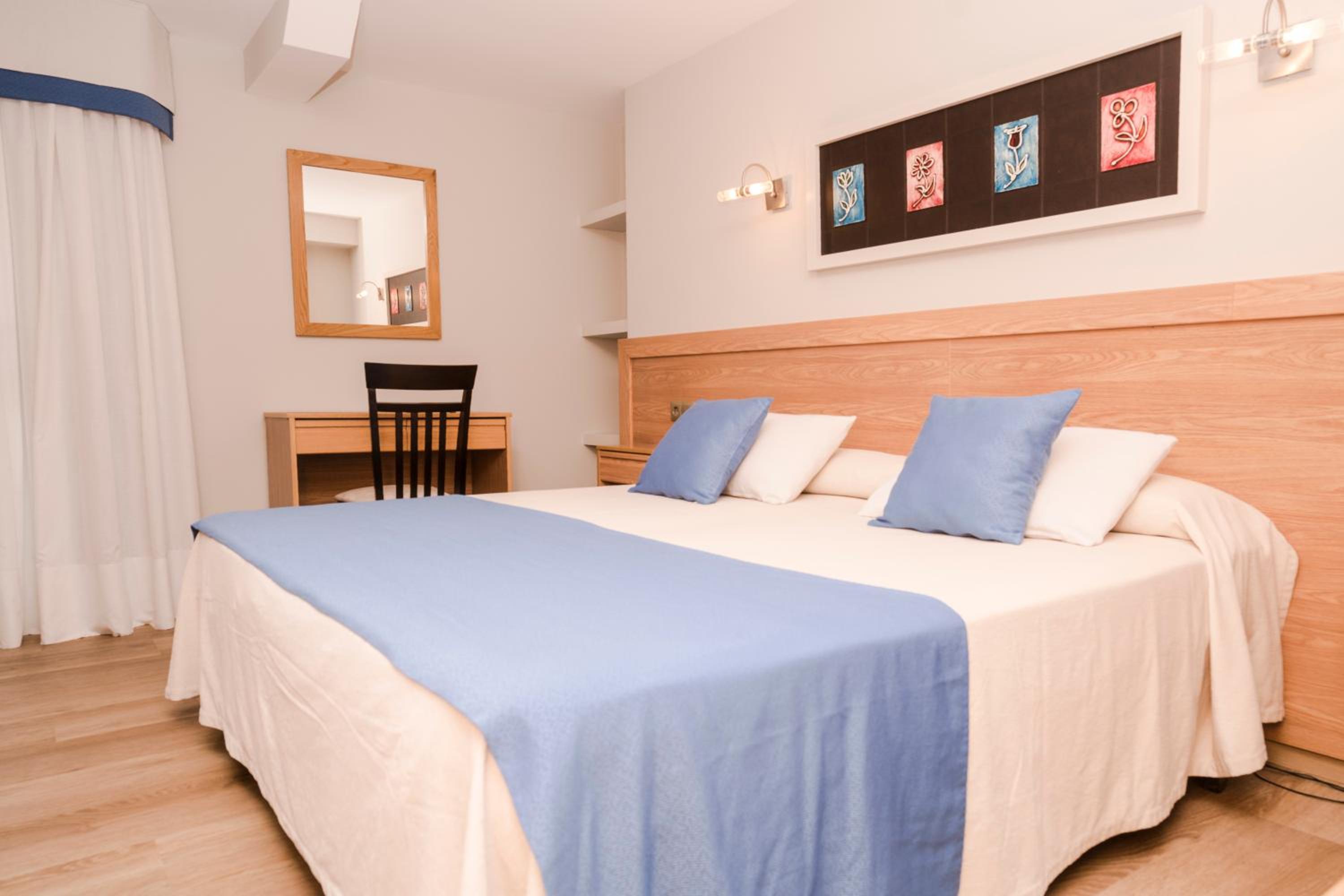 Habitación Doble Deluxe con Balcón