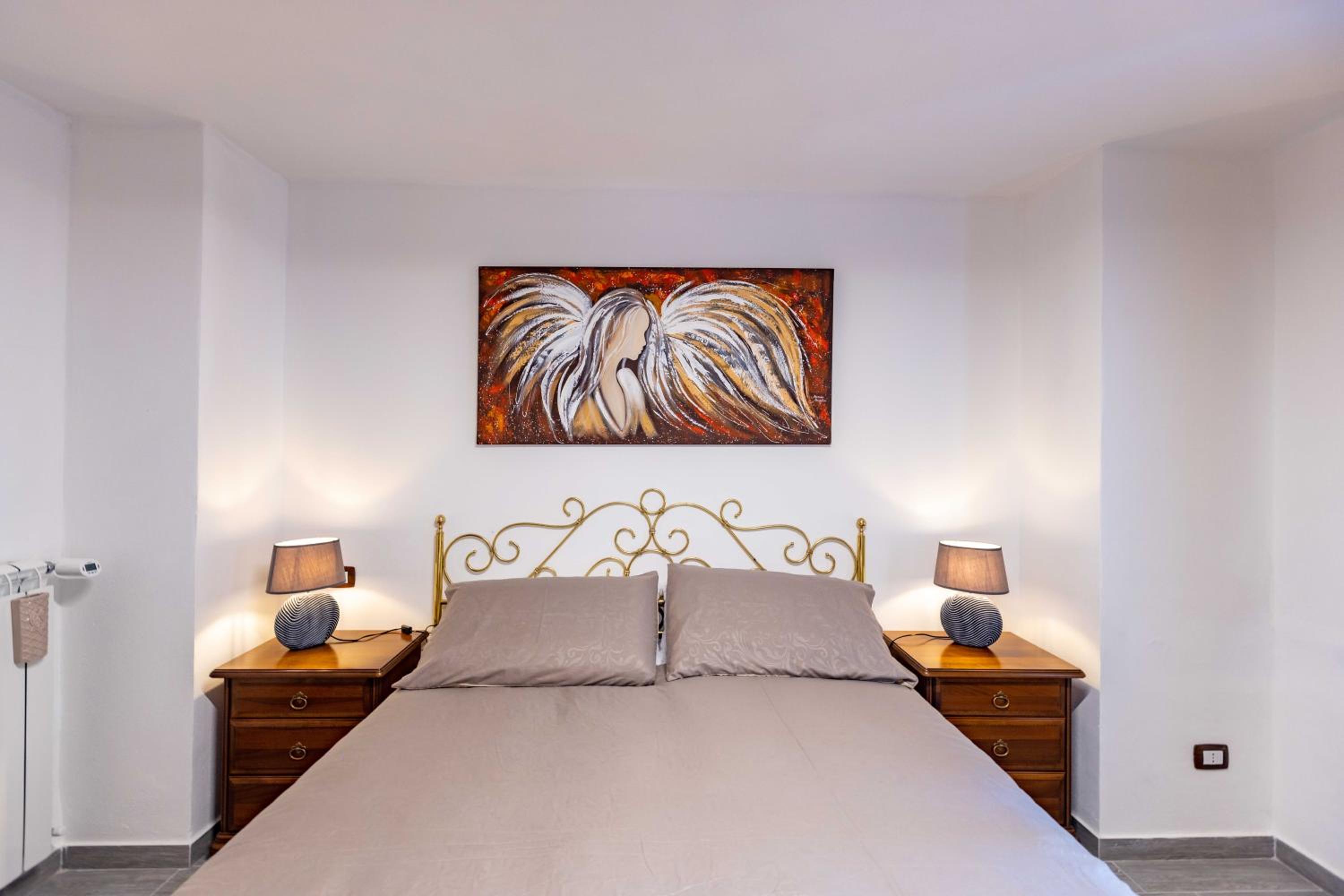 Large Double Room photo 1