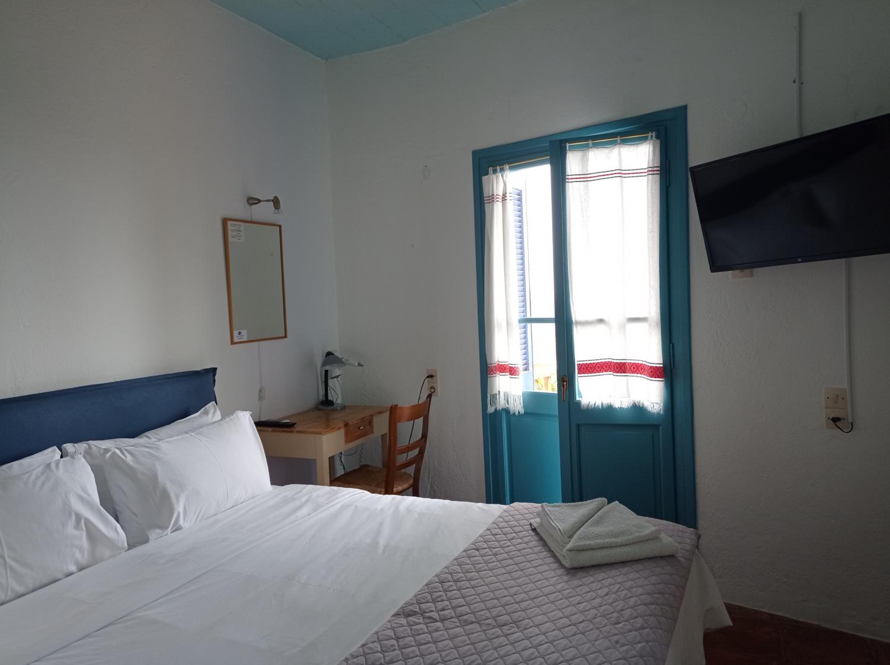 Quadruple Room with Sea View photo 2