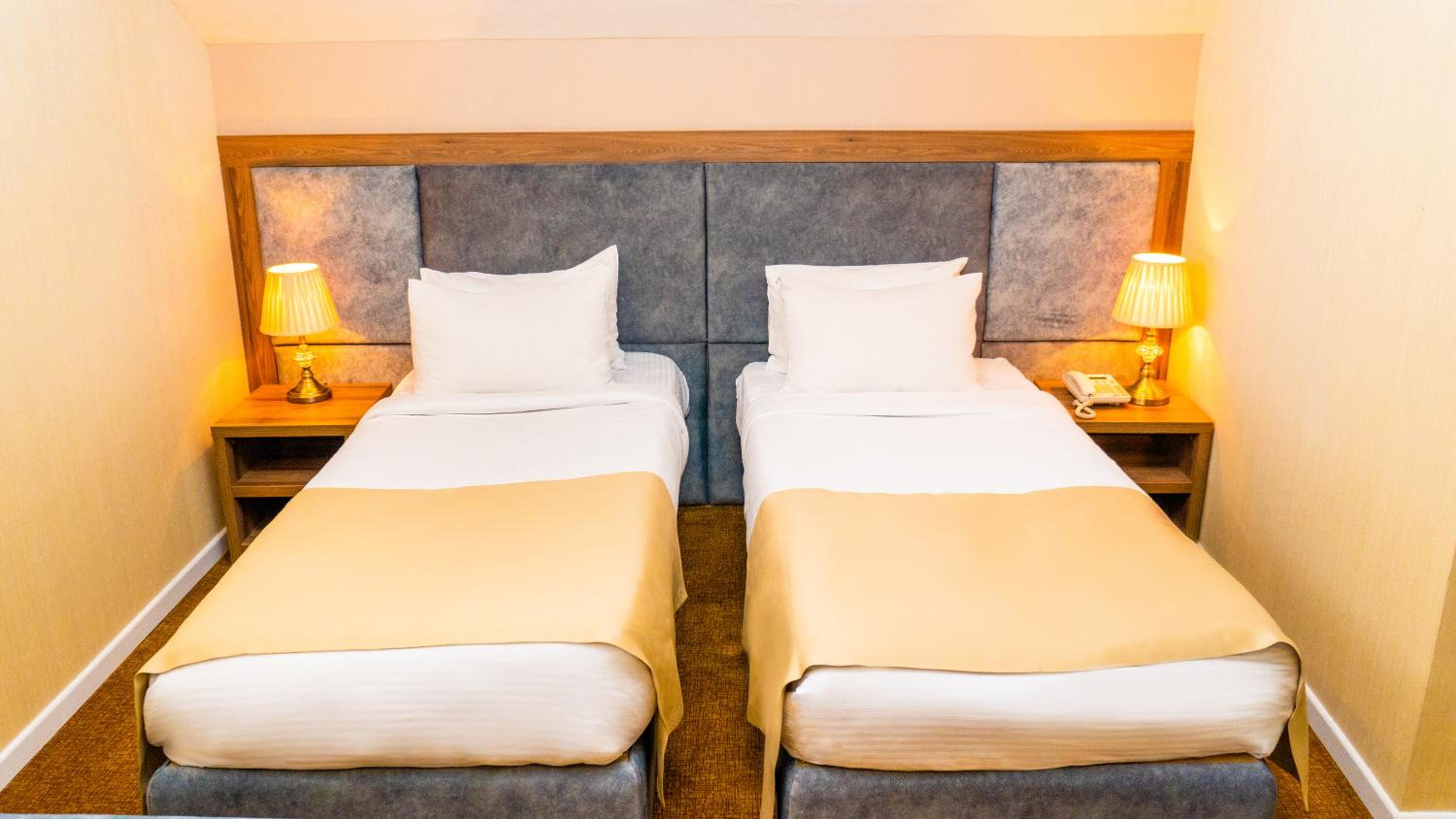 Budget Double or Twin Room - Photo 10