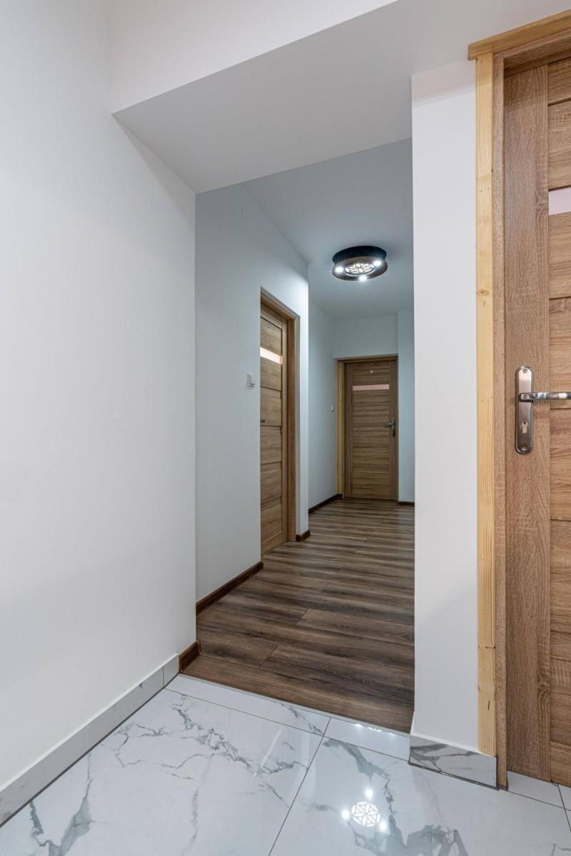 Double Room with Private Bathroom - Photo 16