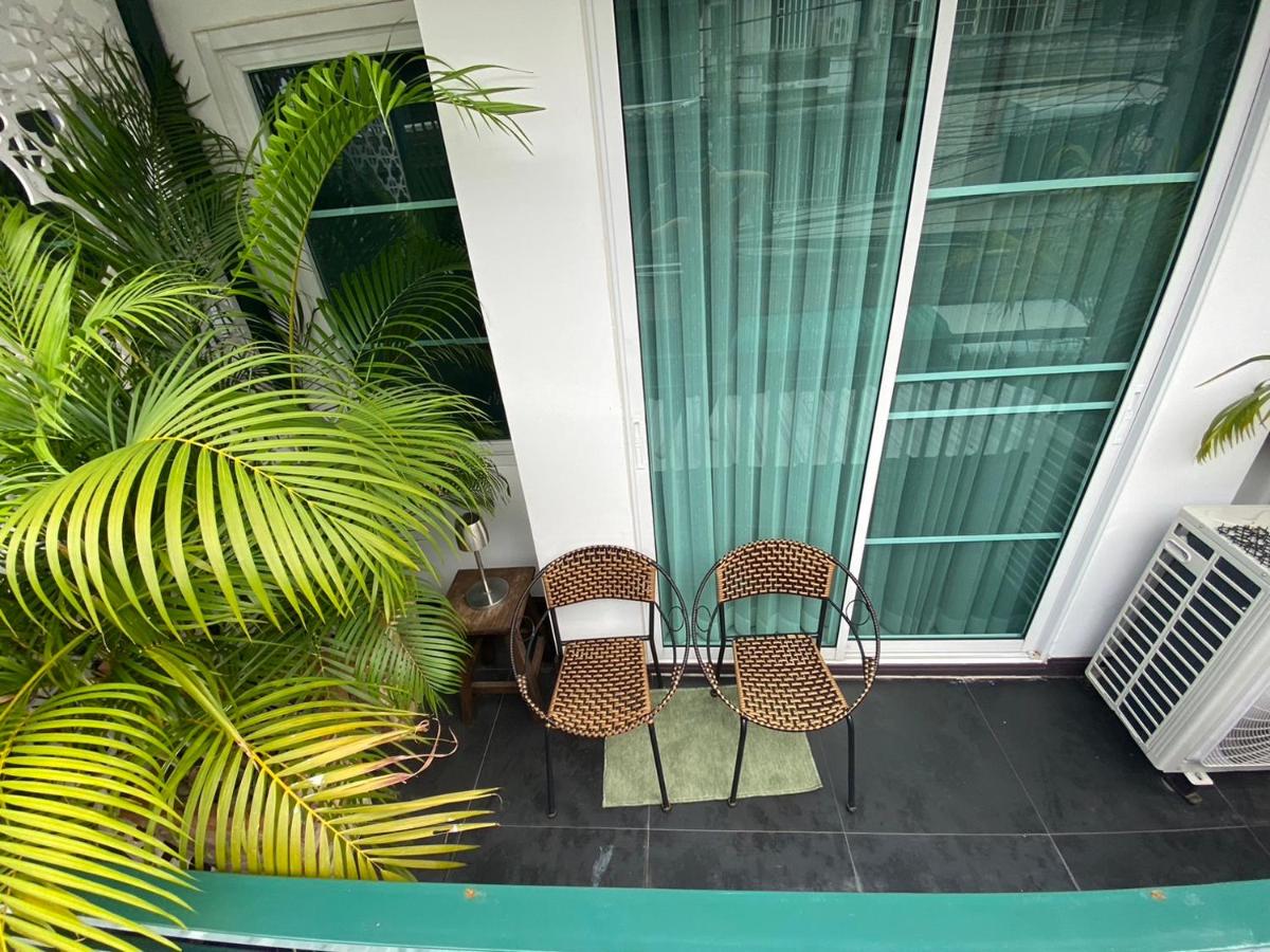 Queen Room - Photo 3