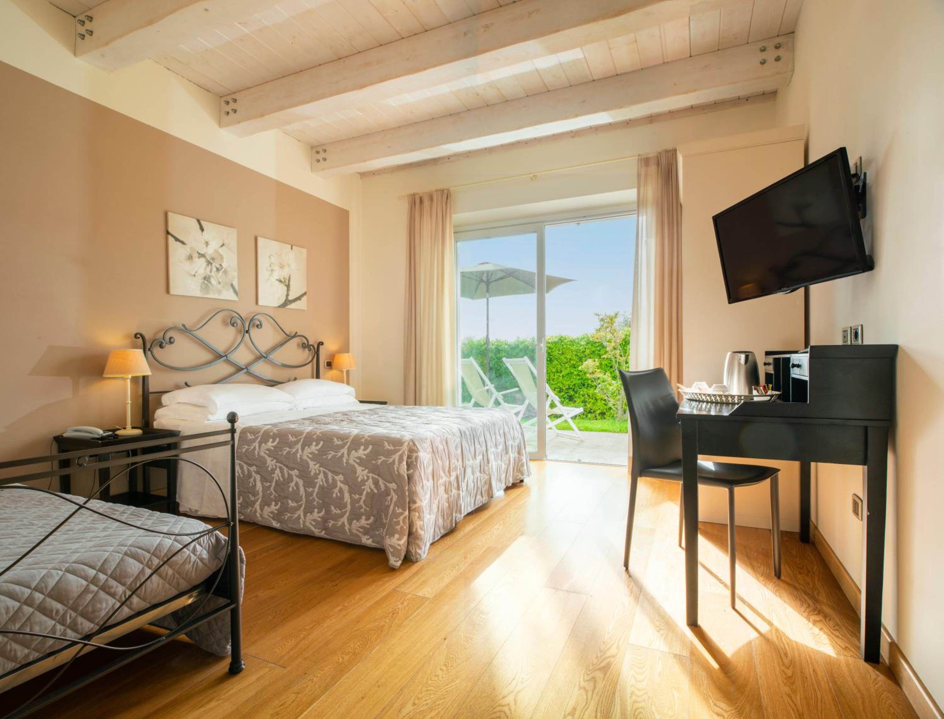 Junior Suite - Annex - Photo 1