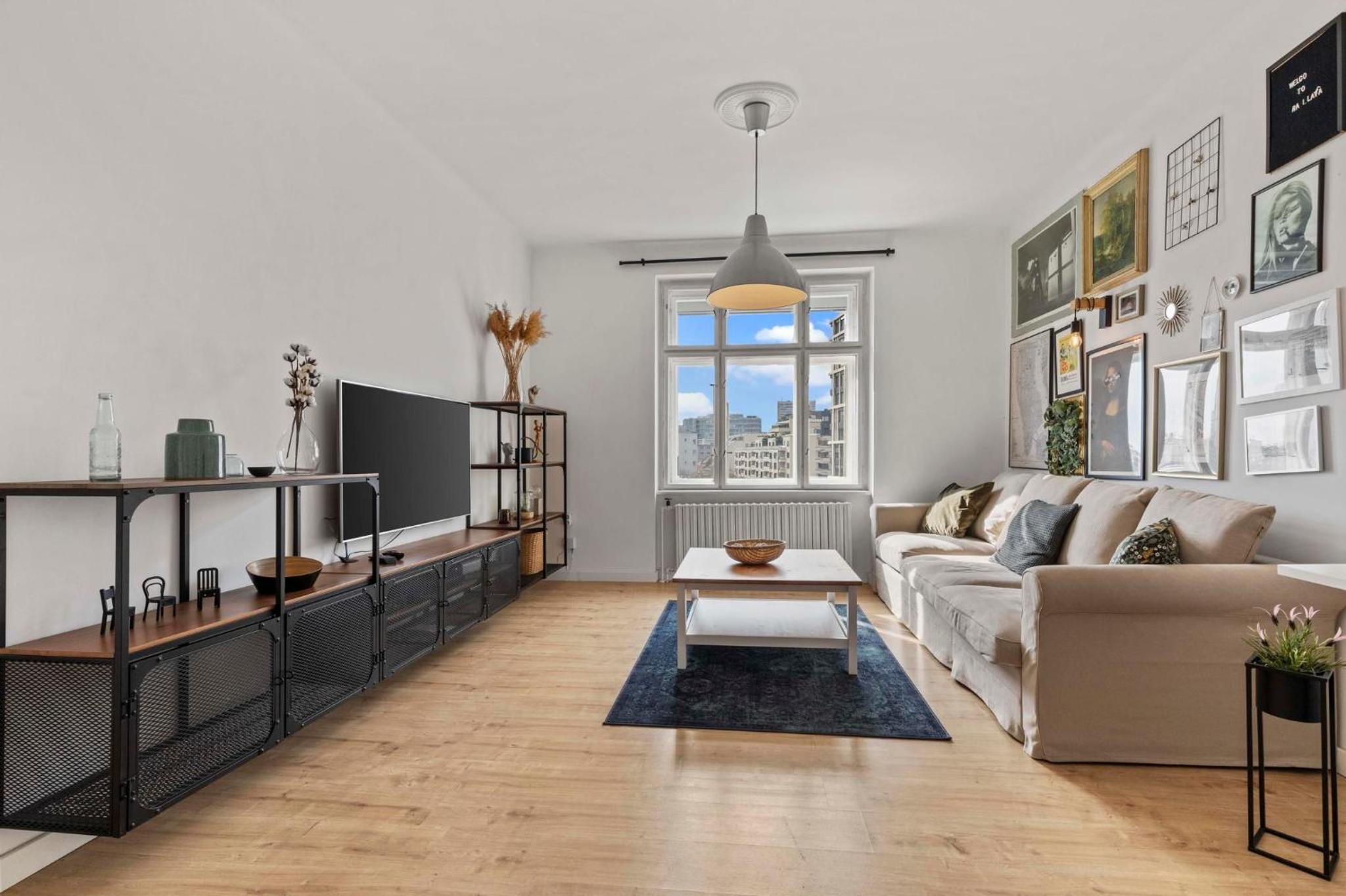 Two-Bedroom Apartment - Photo 18