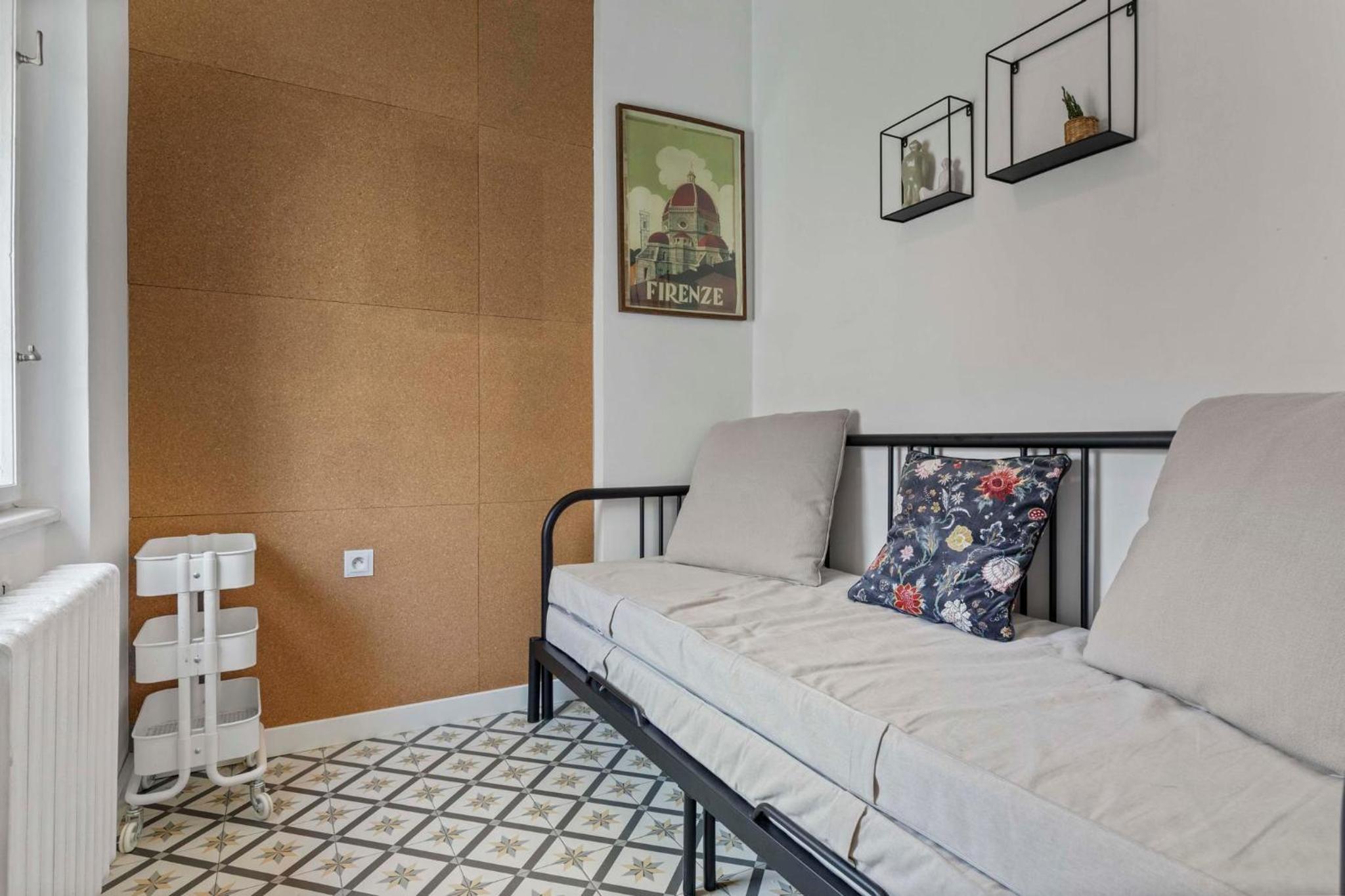 Two-Bedroom Apartment - Photo 13