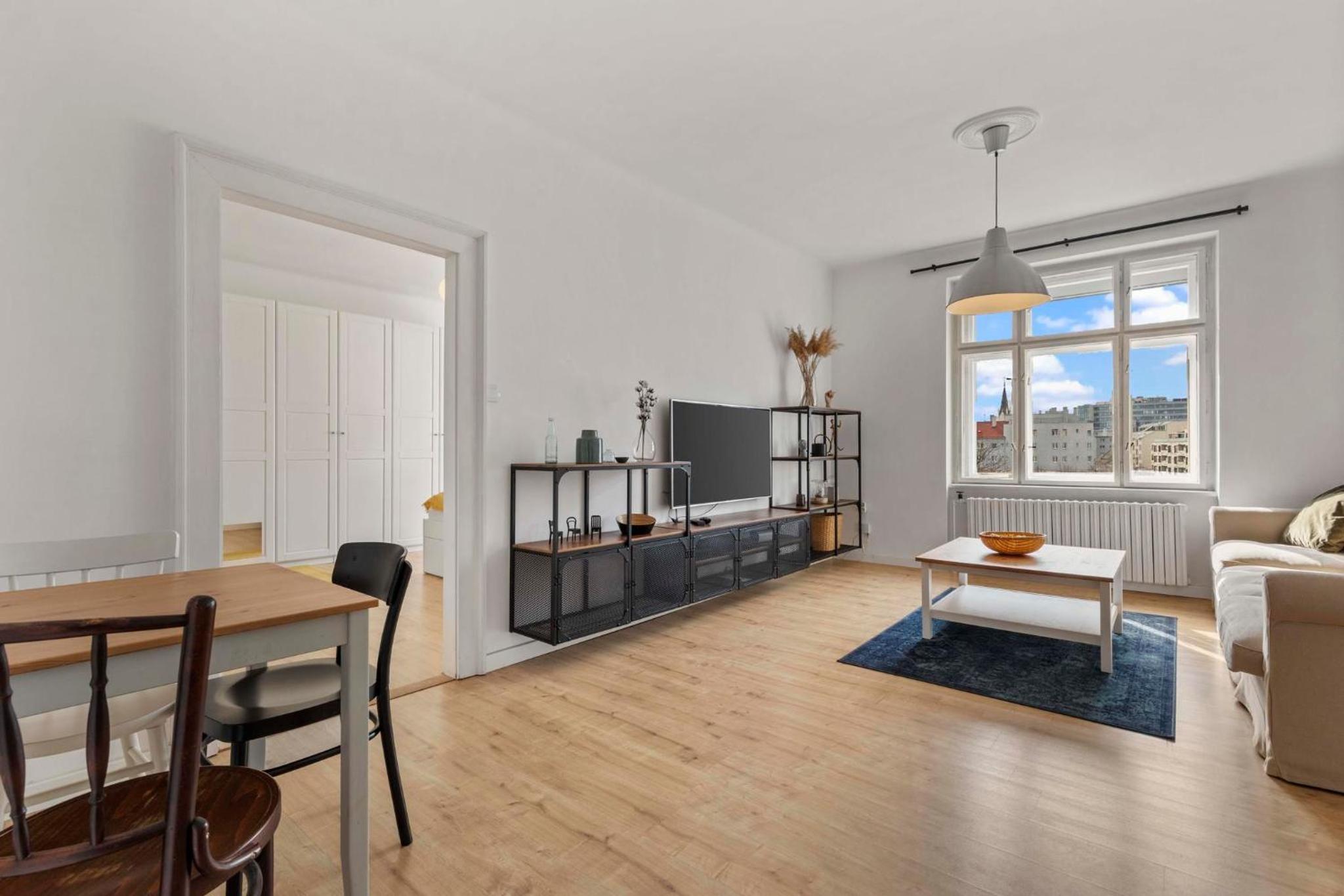 Two-Bedroom Apartment - Photo 11