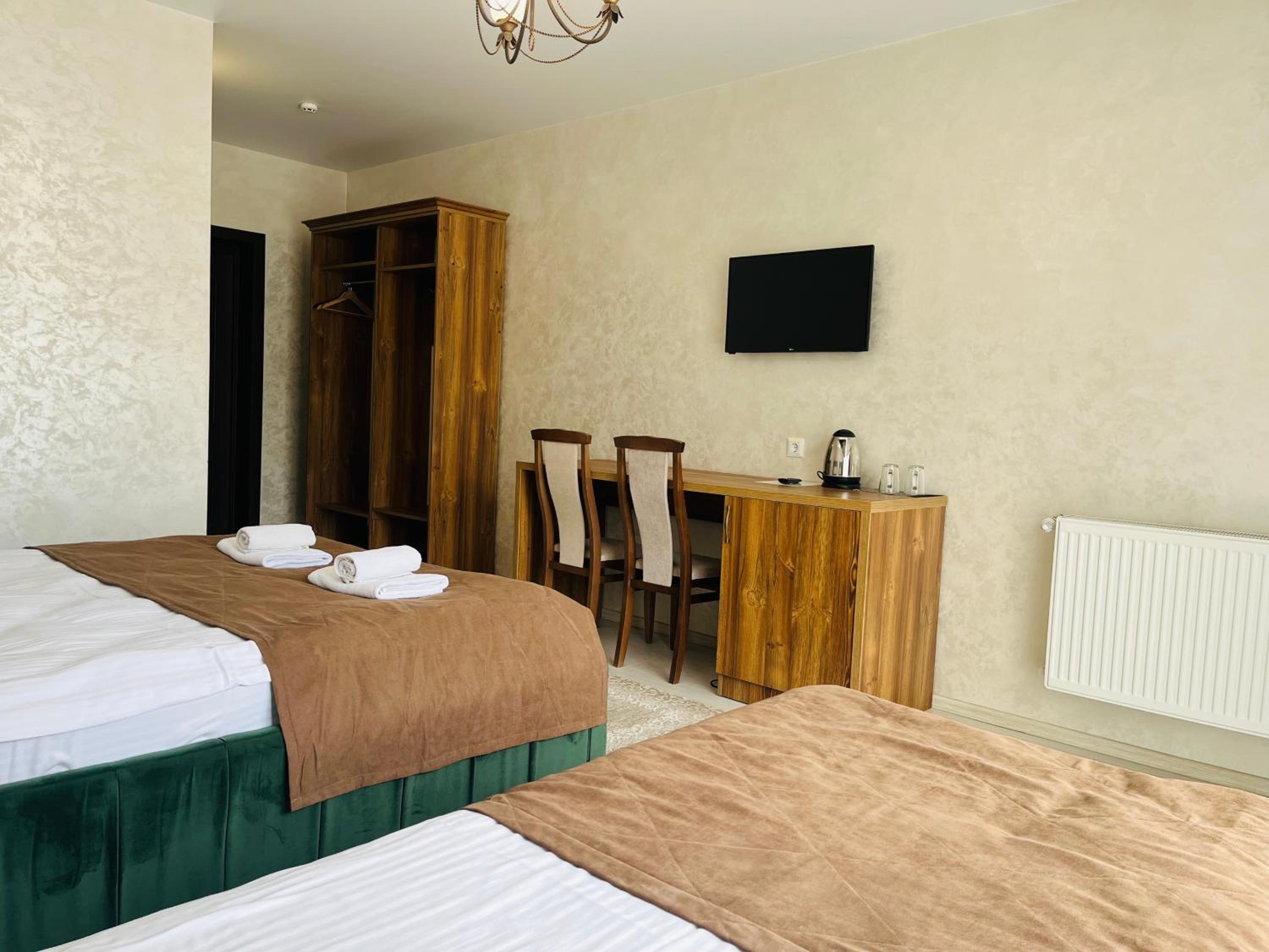 Triple Suite With Mountain View photo 2